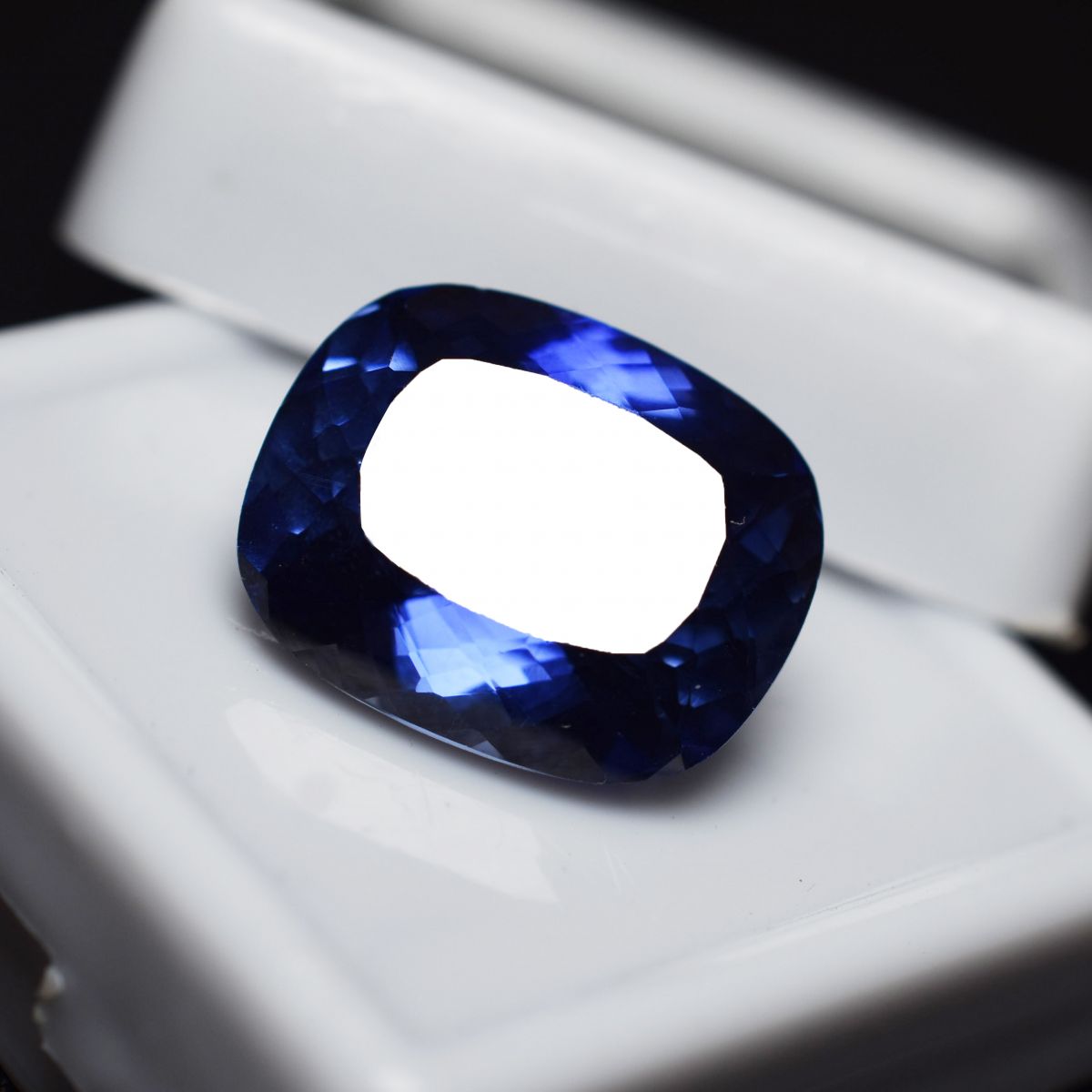 Natural Blue Tanzanite Cushion Shape 10.50 Ct CERTIFIED Loose Gemstone