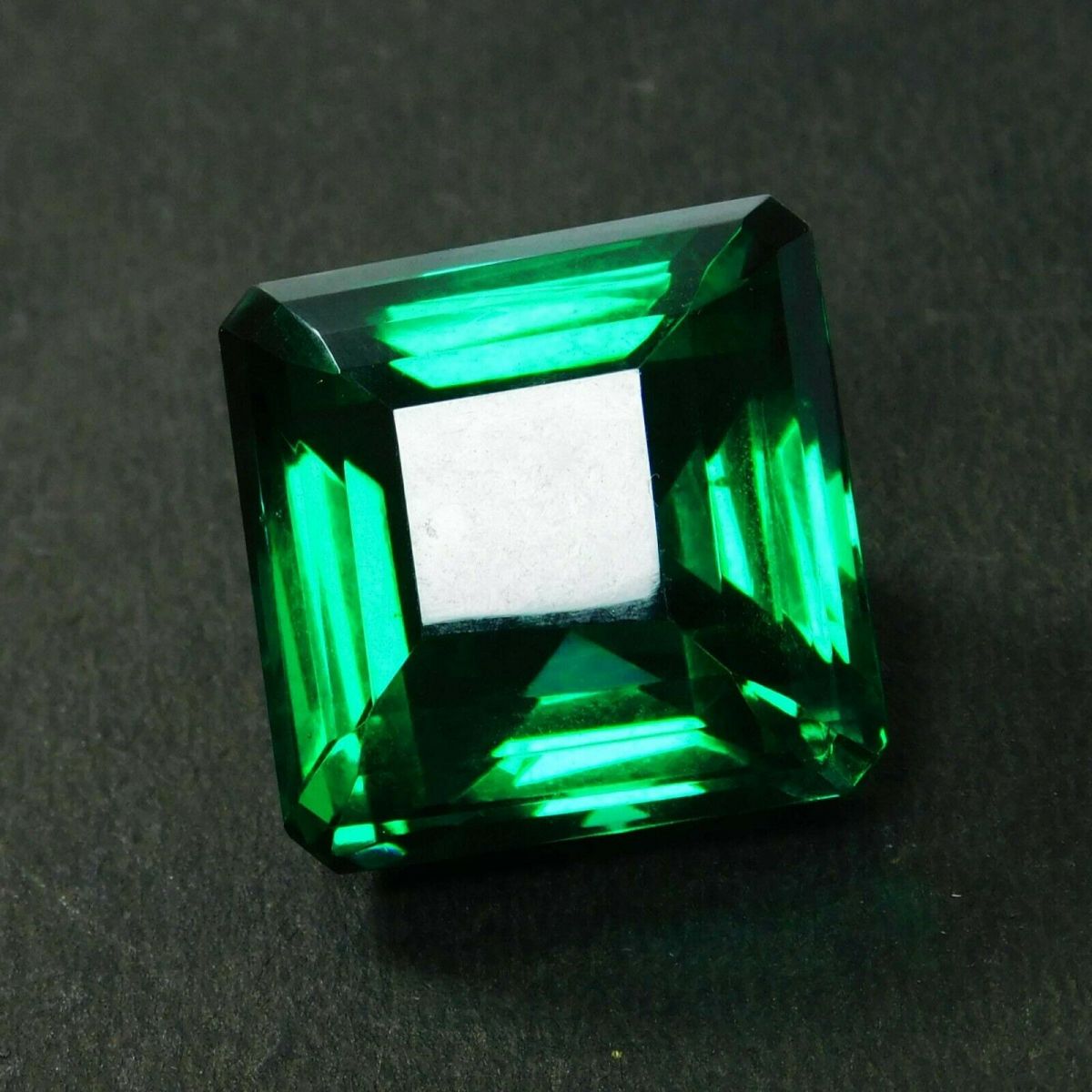 29 Ct A+ Lab-Created Green Colombian Emerald Square Cut CERTIFIED Loose Gemstone