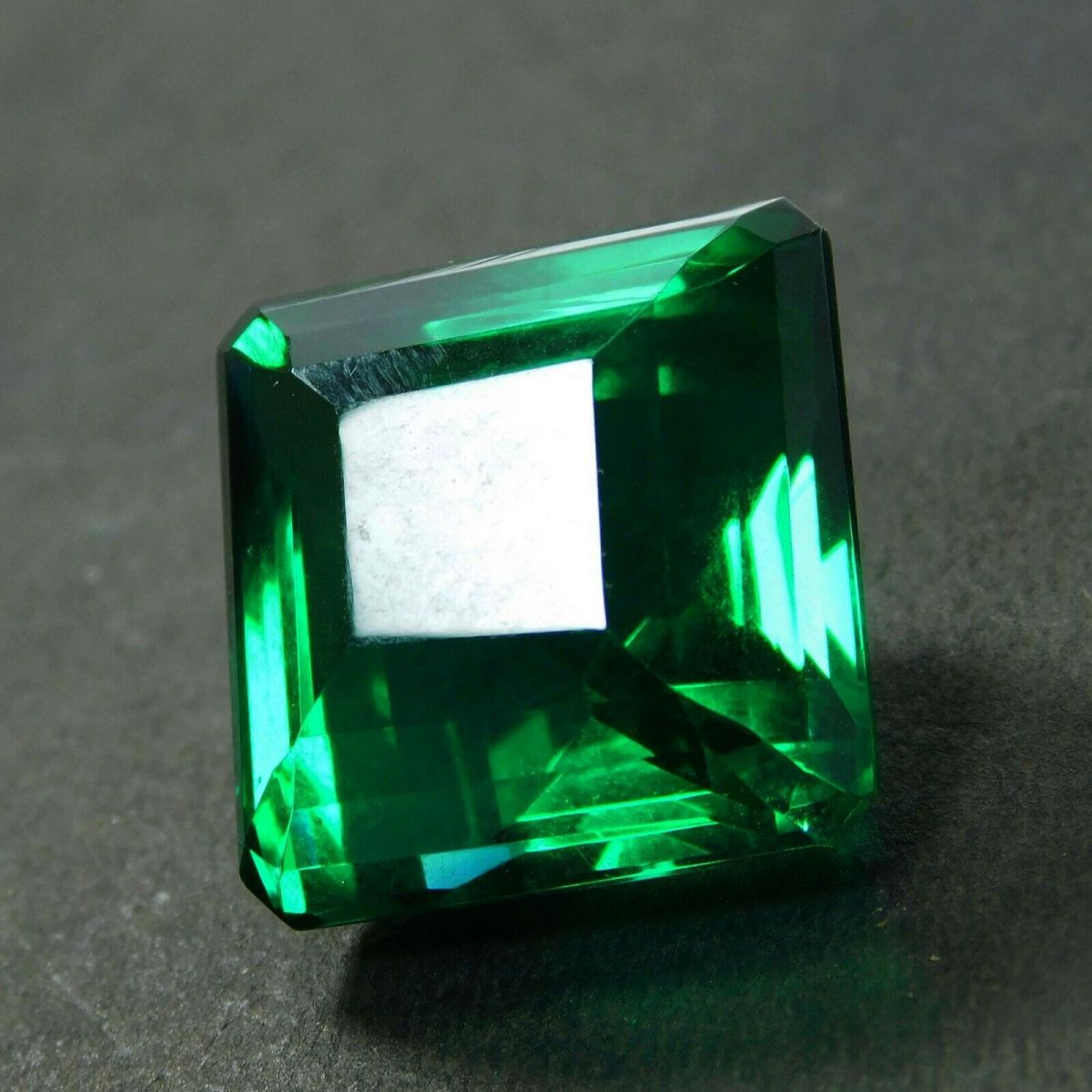 29 Ct A+ Lab-Created Green Colombian Emerald Square Cut CERTIFIED Loose Gemstone