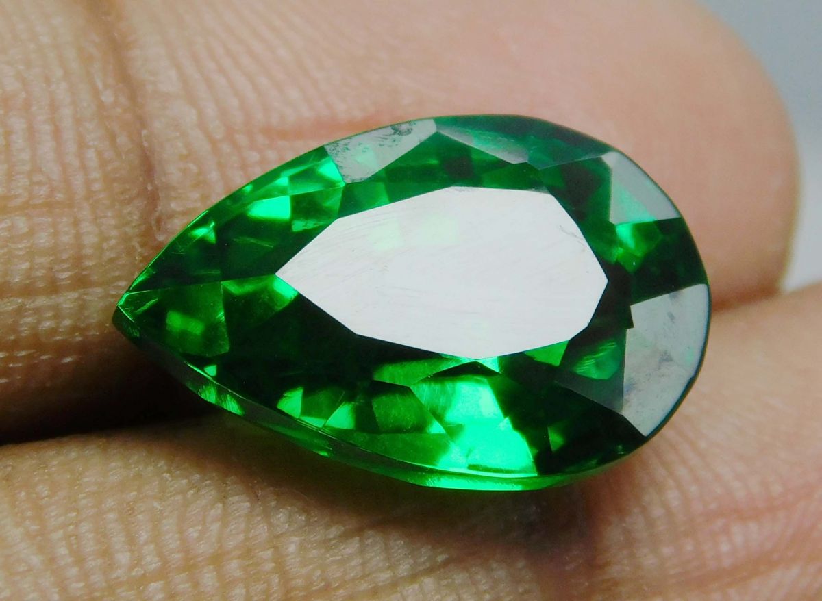 11 Ct CERTIFIED Natural Tsavorite Green Loose Gemstone Garnet Pear Cut