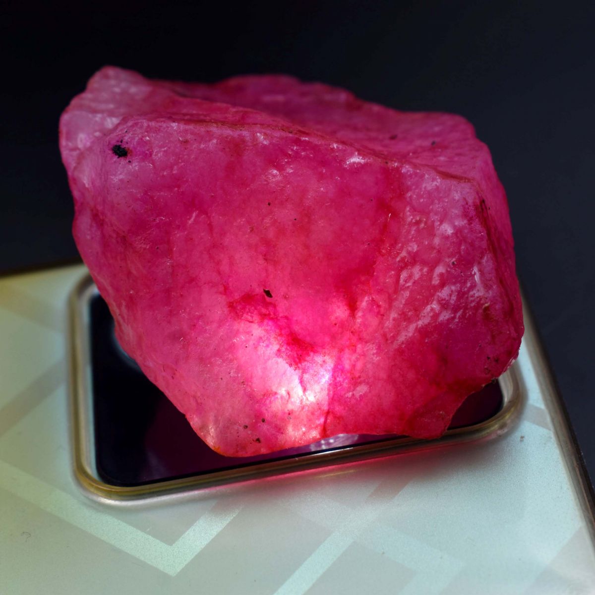 424.75 Ct Natural PINKISH Ruby Uncut Rough CERTIFIED Rare Loose Gemstone