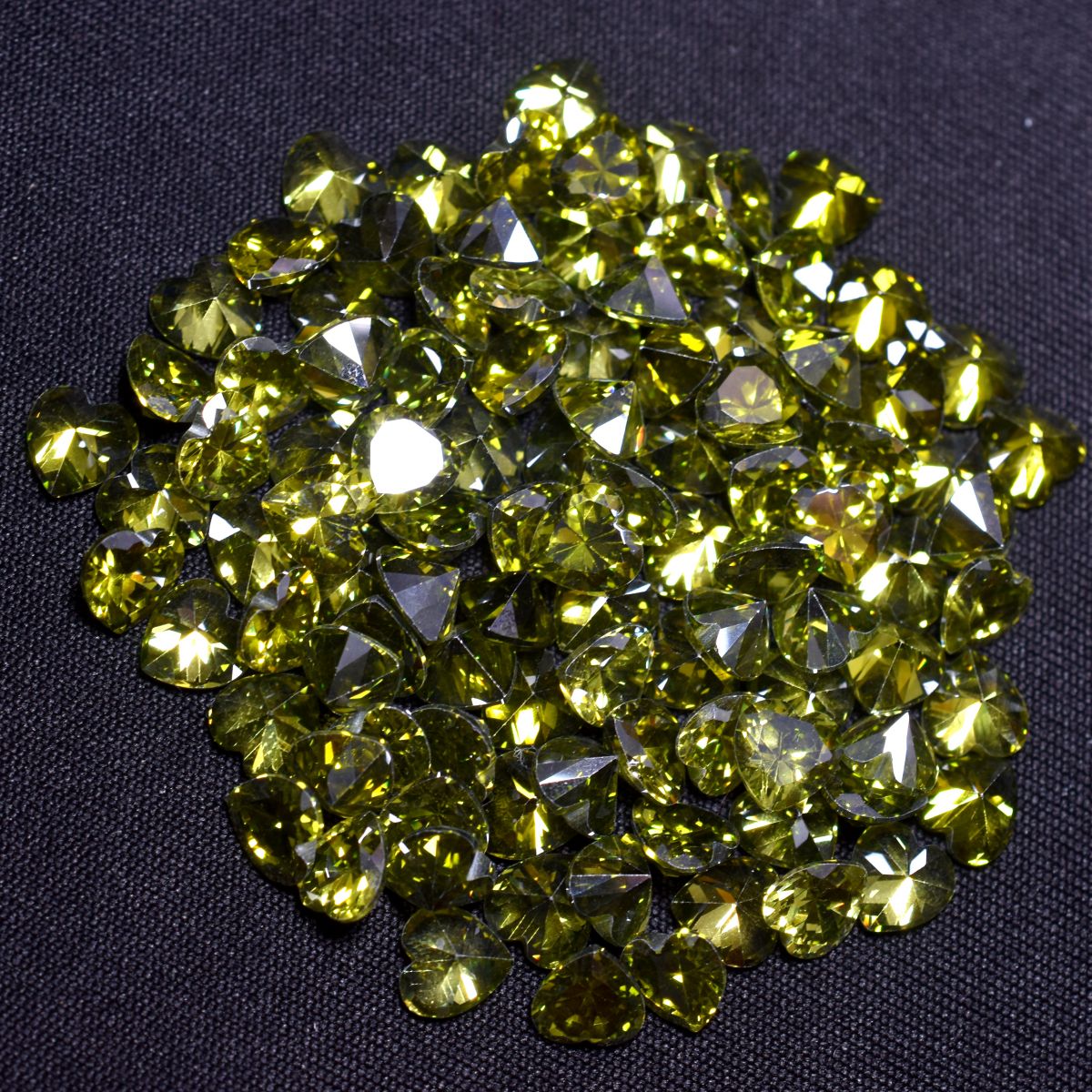 9 PCS Natural Green Sapphire Heart Cut Loose Gemstone CERTIFIED Lot 6x6 MM.