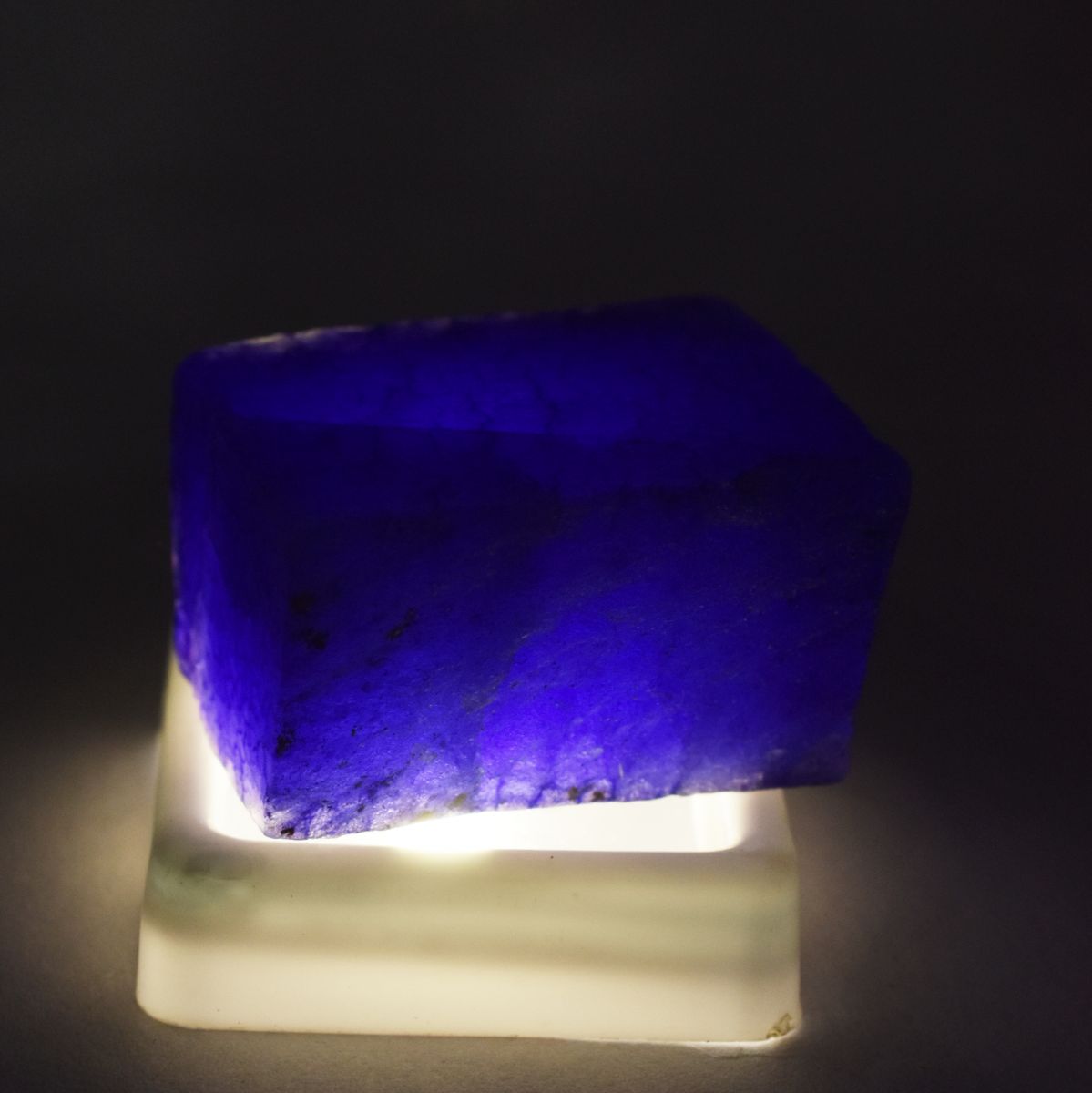 Natural Blue Tanzanite Rough Natural CERTIFIED 130 Ct Uncut Raw Loose Gemstone
