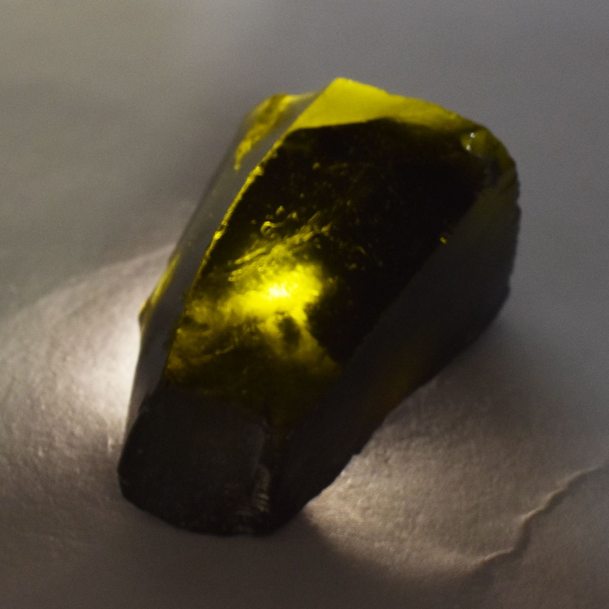 303.05 Ct Yellow Sapphire Natural Loose Gemstone Uncut Rough CERTIFIED