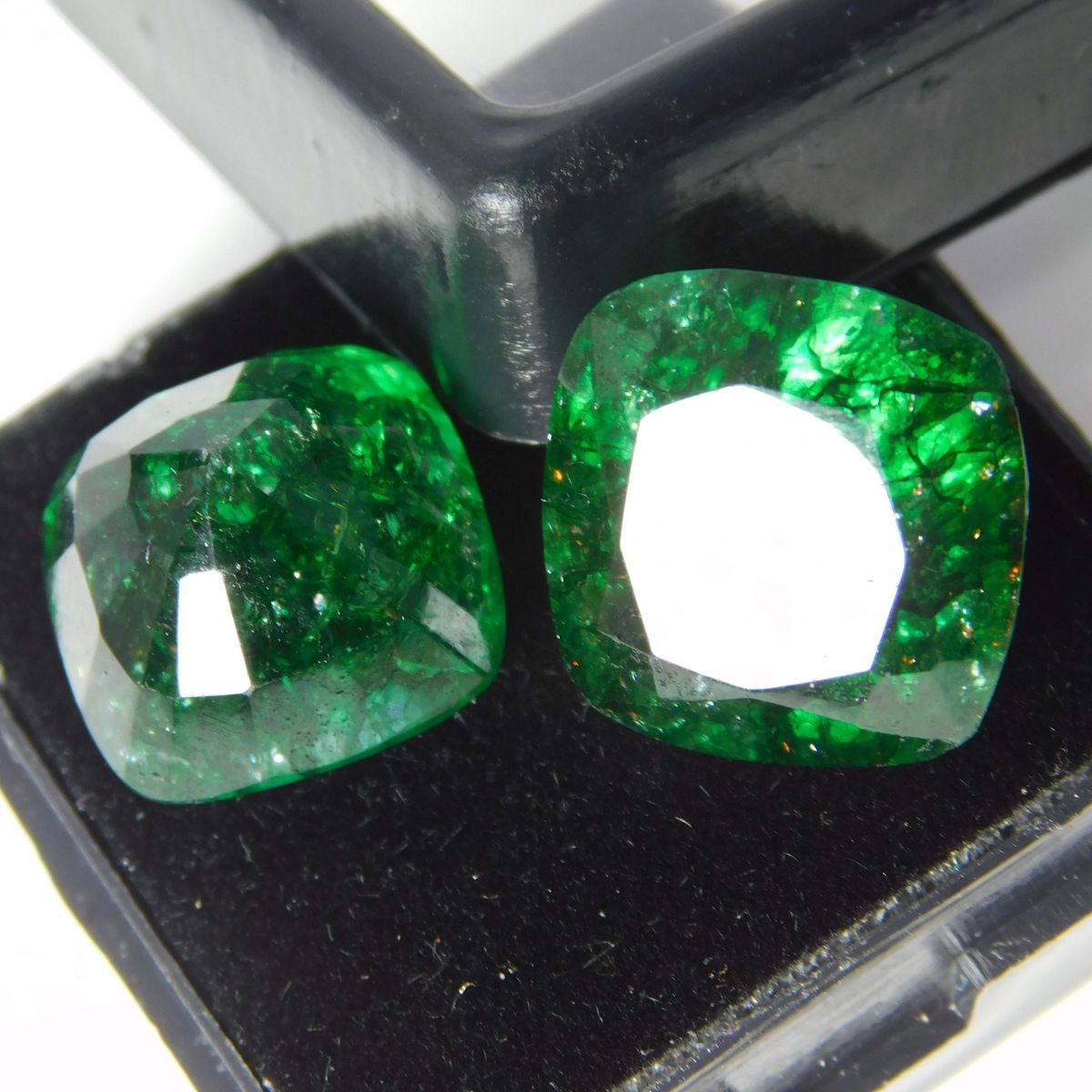 17 Carat Natural Certified Loose Gemstone Untreated Green Colombian Emerald