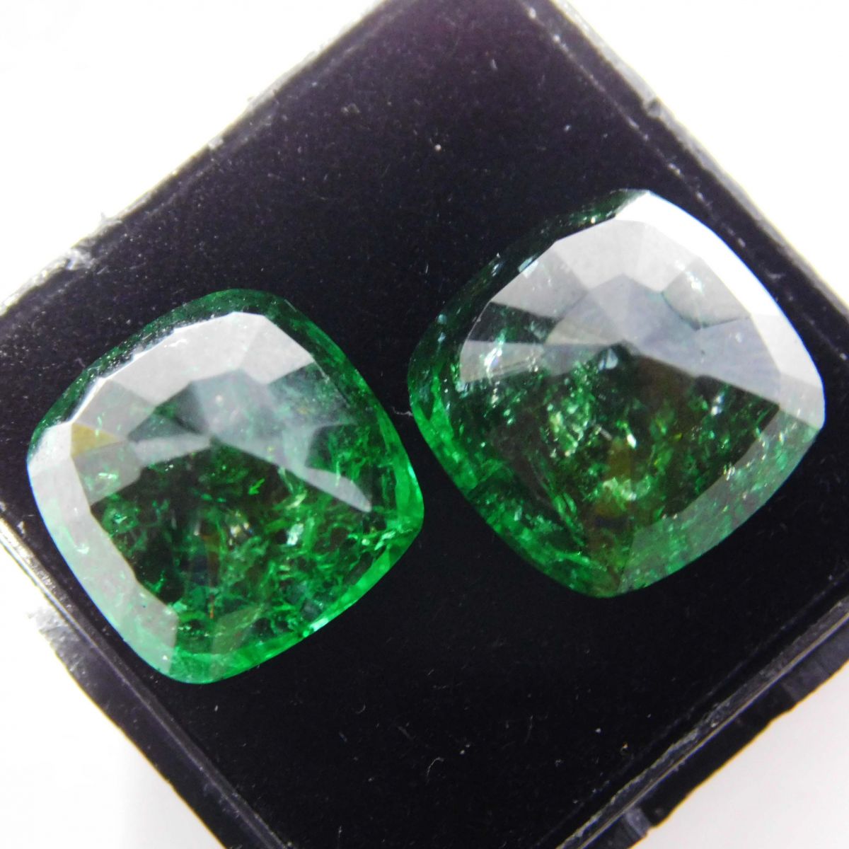 17 Carat Natural Certified Loose Gemstone Untreated Green Colombian Emerald