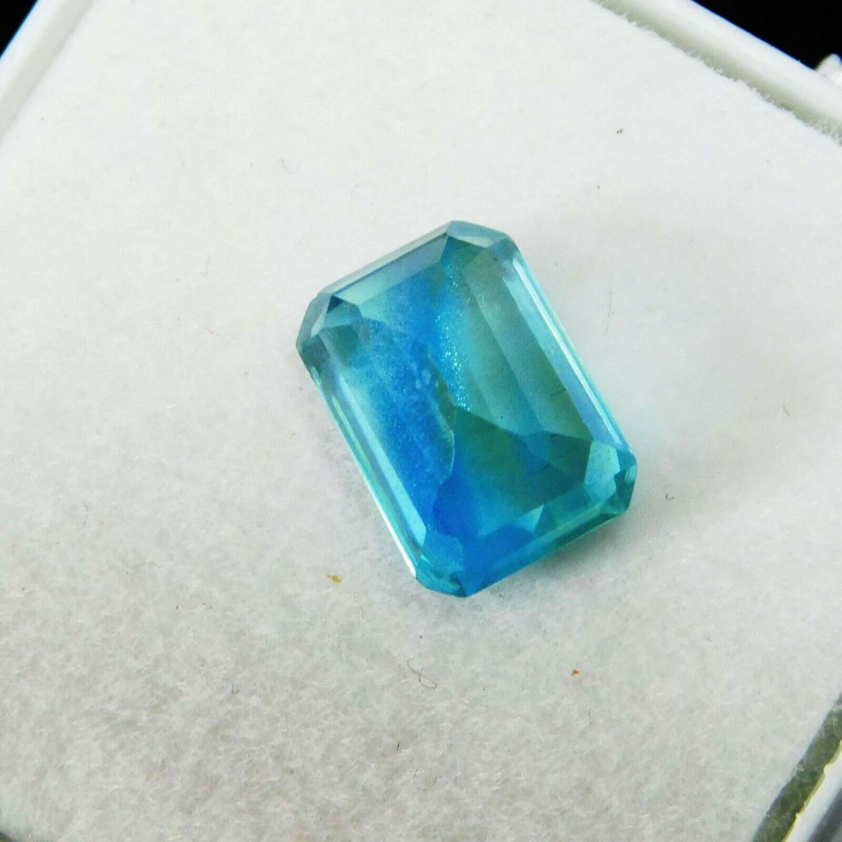 Natural Montana Sapphire 2.5 Ct CERTIFIED Royal Color Emerald Cut Loose Gemstone