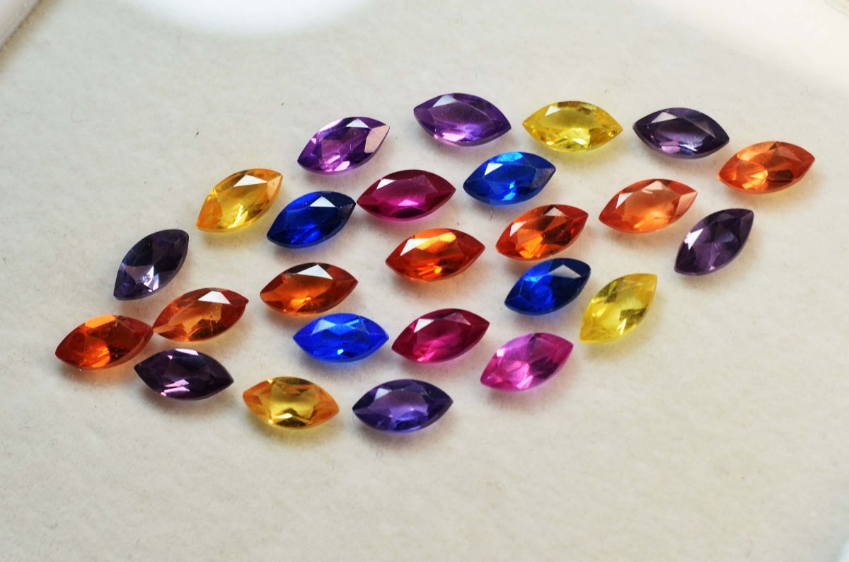 20.10 Ct Natural Untreated Sapphire CERTIFIED marquise 16 Pcs Loose Gemstone Lot