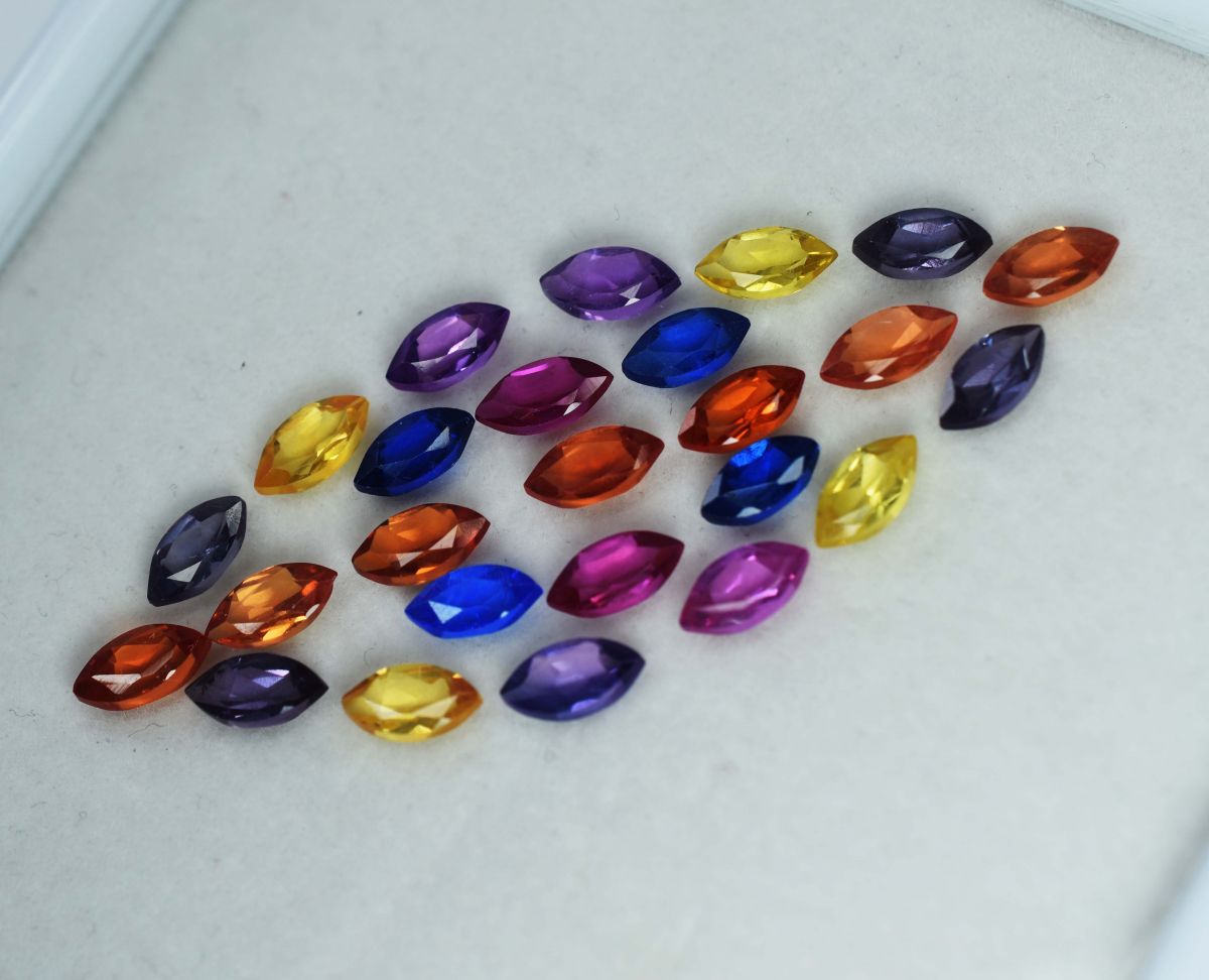 20.10 Ct Natural Untreated Sapphire CERTIFIED marquise 16 Pcs Loose Gemstone Lot