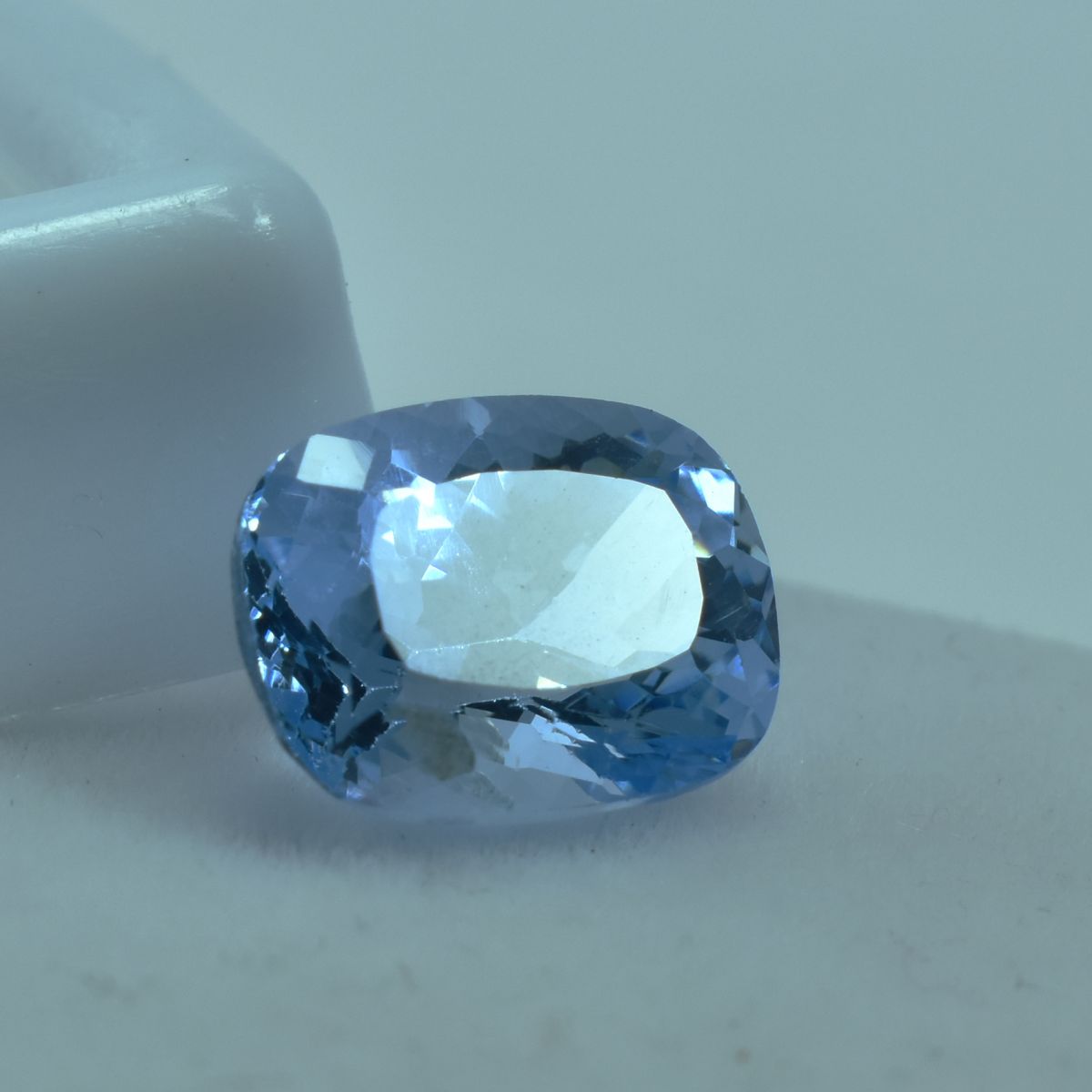 4.00 Ct NATURAL Blue Sapphire Stunning Cushion Cut CERTIFIED Loose Gemstone