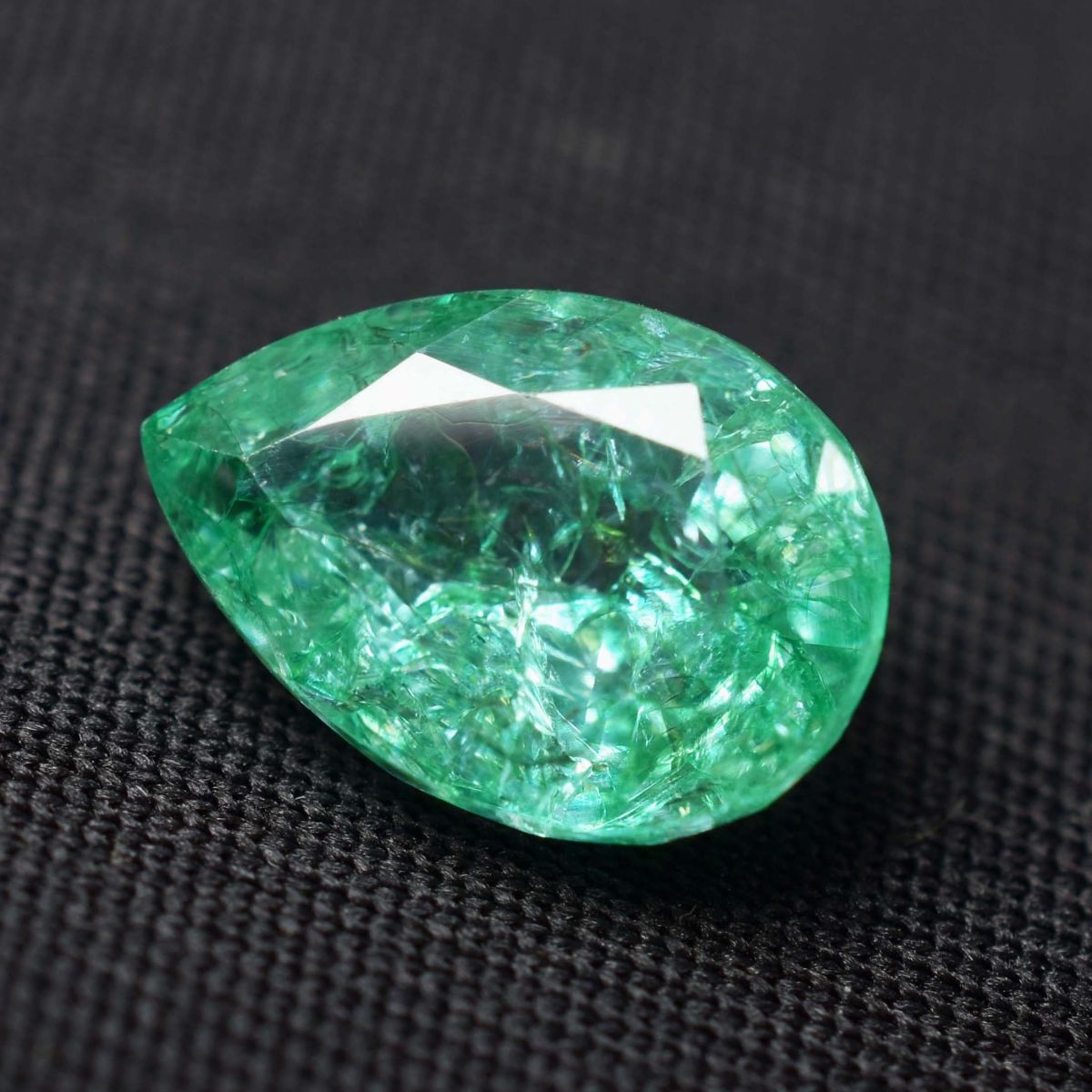 Natural Pear Cut 9.85 Ct Green Emerald Loose Gemstone CERTIFIED