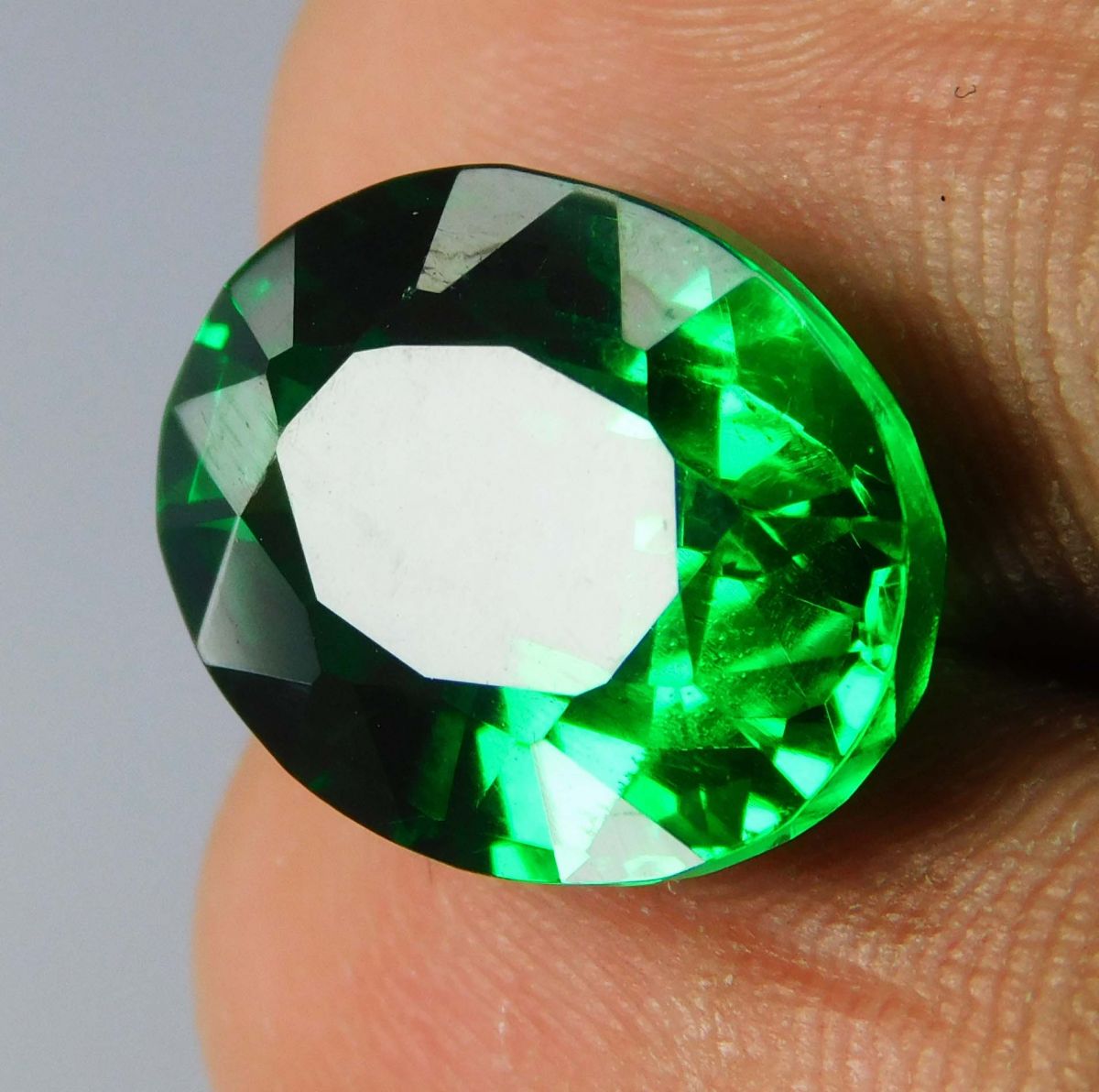 10.70 Carat Natural Tsavorite Oval Cut Green Garnet CERTIFIED Loose Gemstone