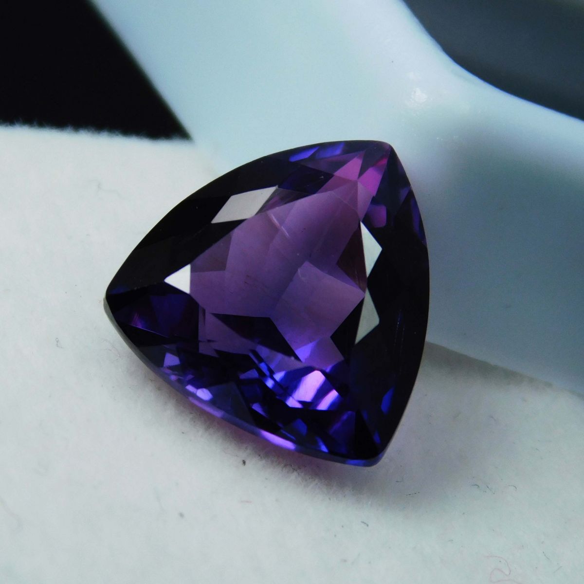 5.95 Ct Loose Gemstone Rare Natural Purple Tanzanite Trillion Cut CERTIFIED