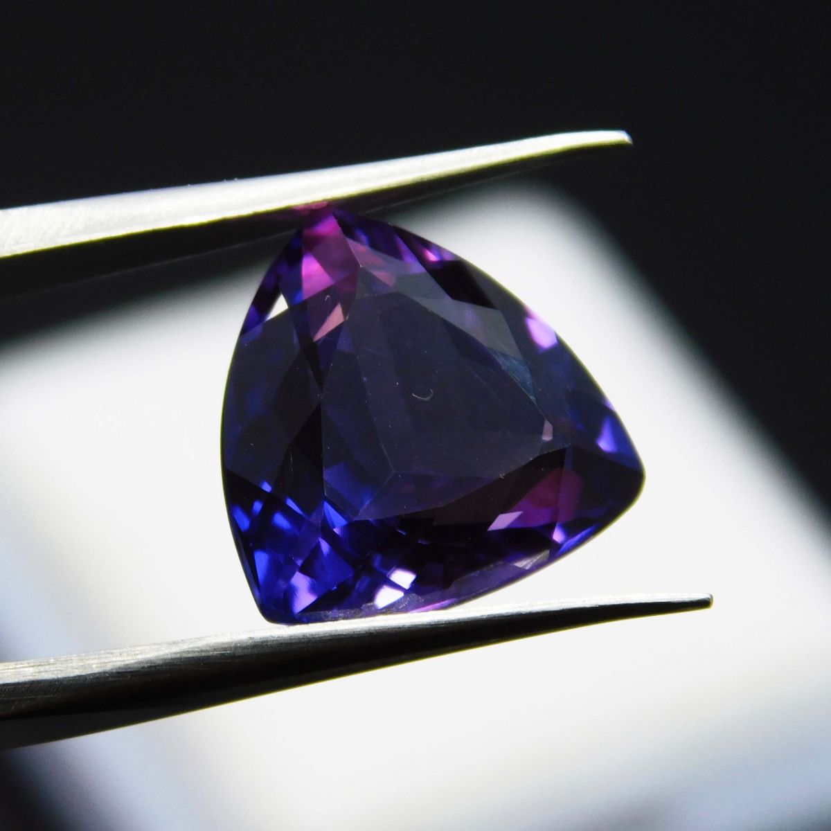 5.95 Ct Loose Gemstone Rare Natural Purple Tanzanite Trillion Cut CERTIFIED