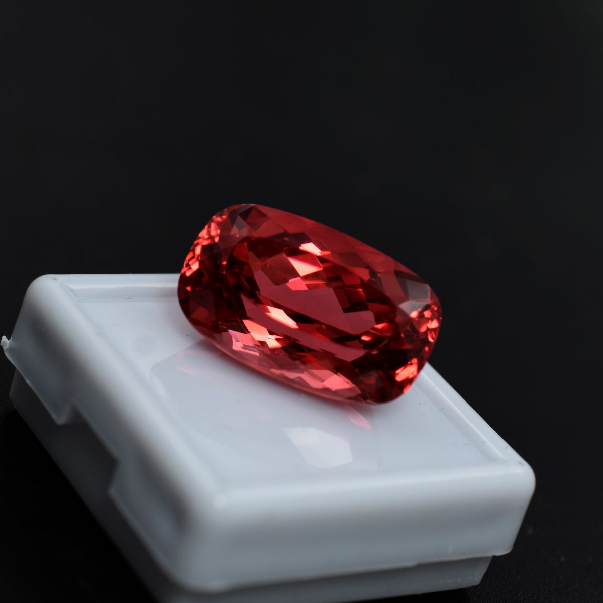 21.00 Ct NATURAL Loose Gemstone Padparadscha Sapphire Cushion Cut CERTIFIED