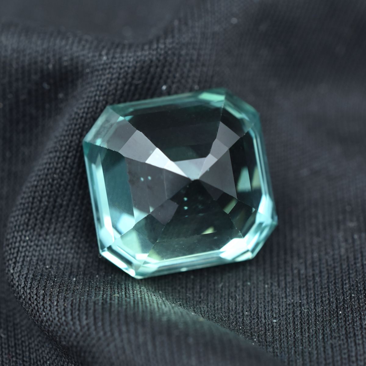 22.25 Ct Natural Montana Bluish Green Sapphire CERTIFIED Emerald Loose Gemstone.