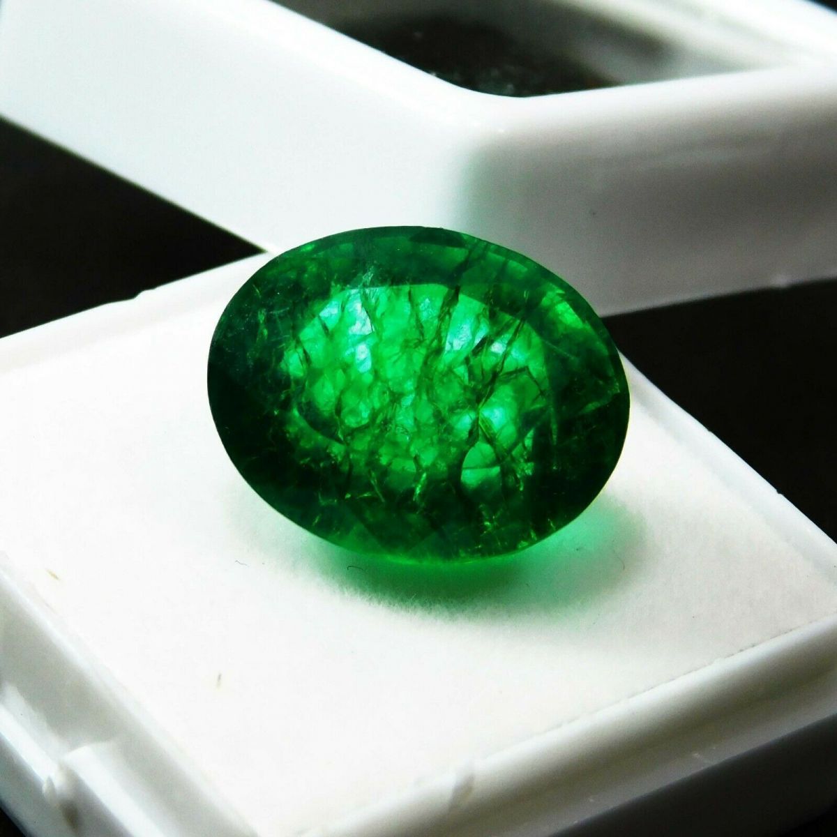 Loose Gemstone Zambia Green EMERALD 9.20 Ct Natural Oval Cut CERTIFIED For Ring