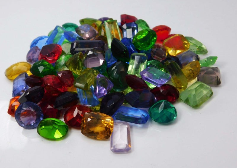 AA+ Mix Color Topaz Lab-Created Loose Gemstones - macro of cut and clarity