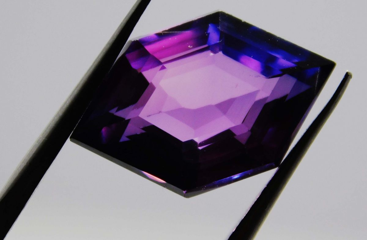 Tanzanite 7.96 Ct Natural Purple Fancy Cut CERTIFIED Loose Gemstone