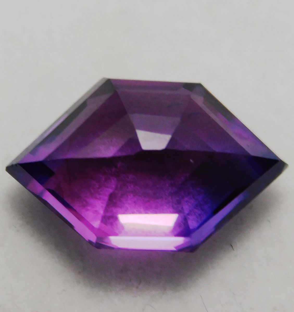 Tanzanite 7.96 Ct Natural Purple Fancy Cut CERTIFIED Loose Gemstone