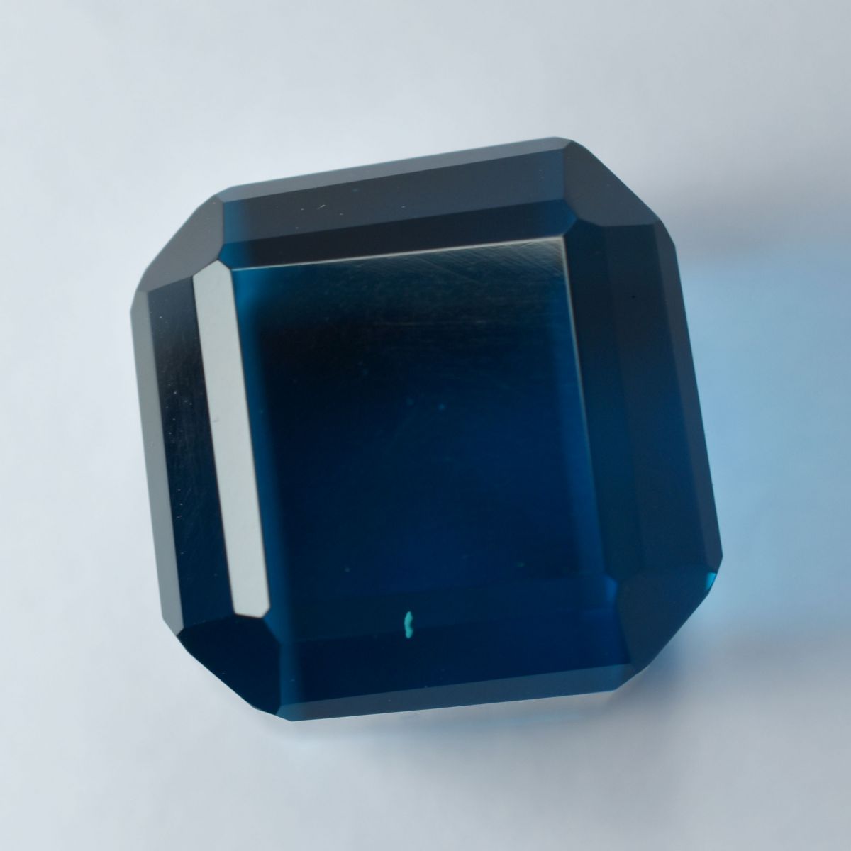 A++ CERTIFIED 52.45 Ct Loose Gemstone Big Size Rare Teal Sapphire Cube Cut