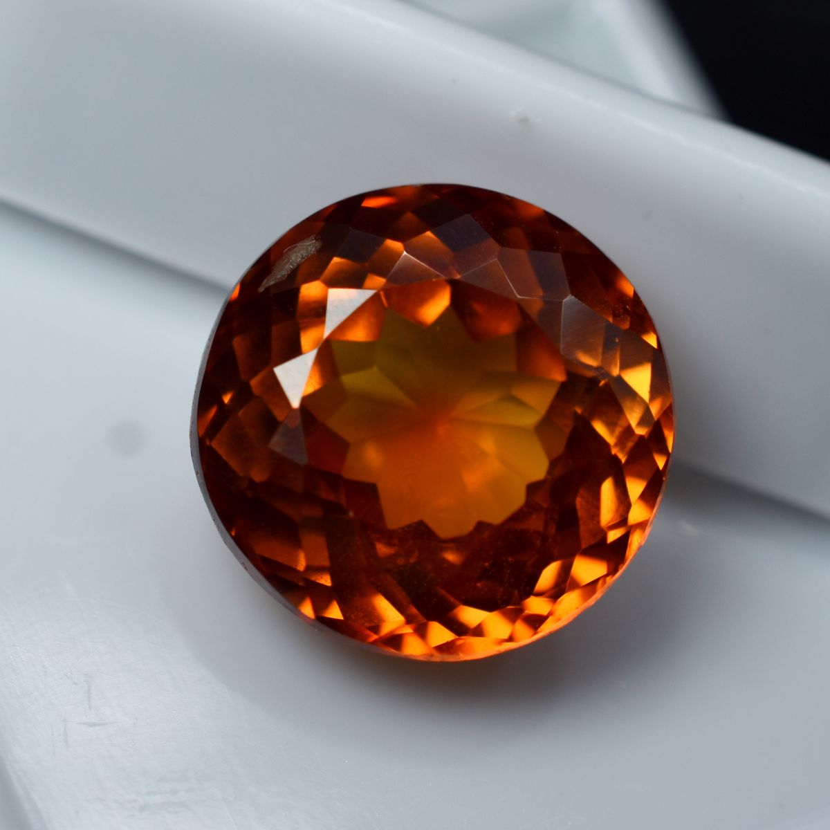 CERTIFIED 9.85 Ct Natural Orange Sapphire Round Shape Loose Gemstone