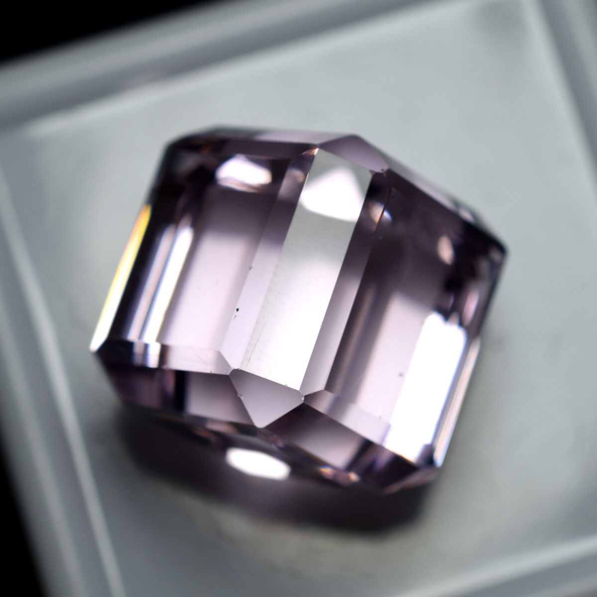 51.46 Ct CUBE CUT Loose Gemstone Beautiful Lab Created PINK Sapphire CERTIFIED