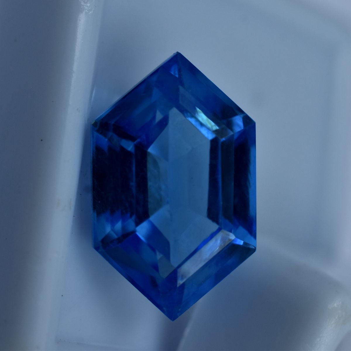 10.25 Ct Natural CERTIFIED Rare Fancy Cut Blue Loose Gemstone Ceylon Sapphire.