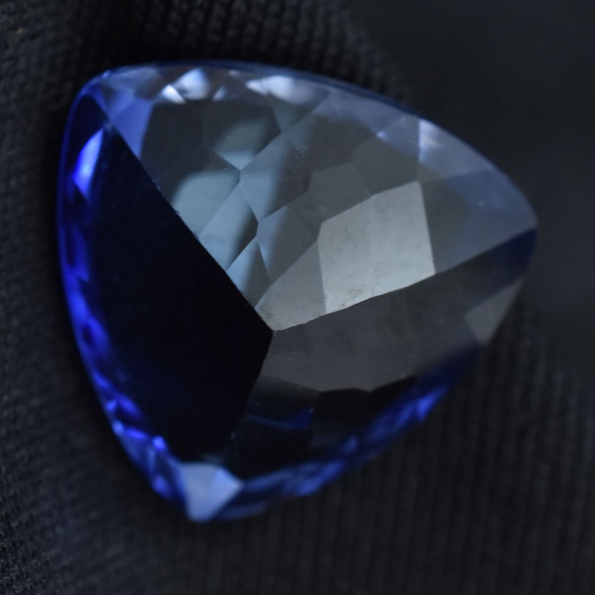 12.10 Ct Natural CERTIFIED Loose Gemstone Dark Blue Tanzanite Best Trillion Cut.