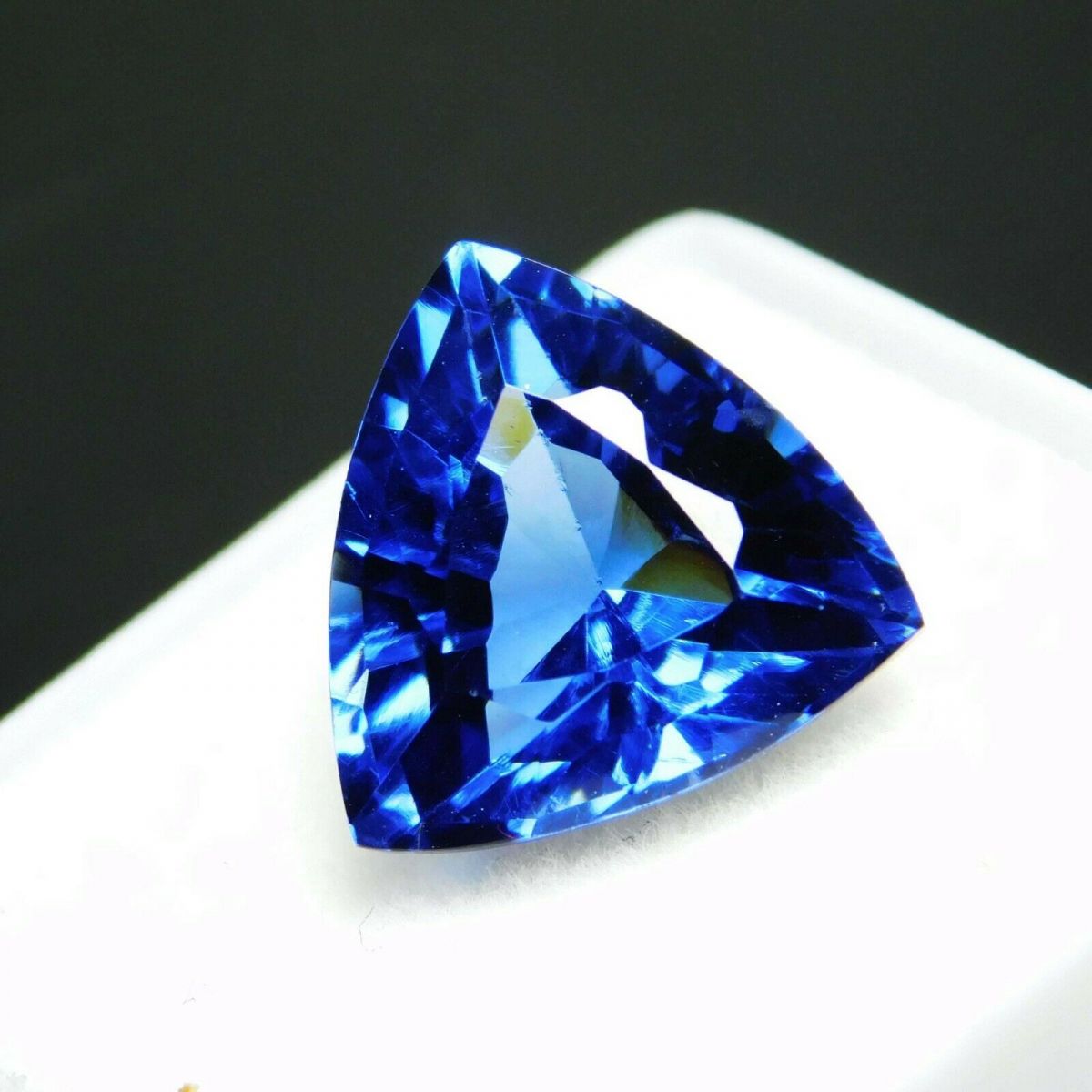 8 Ct Natural Blue Tanzanite Certified Loose Gemstones Trillion Shape