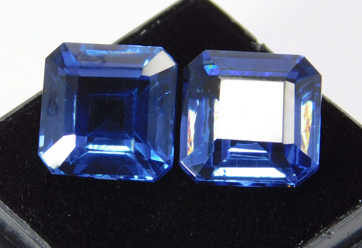 Natural Square Cut 20.50 Ct Perfect Blue Sapphire Loose Gemstone CERTIFIED