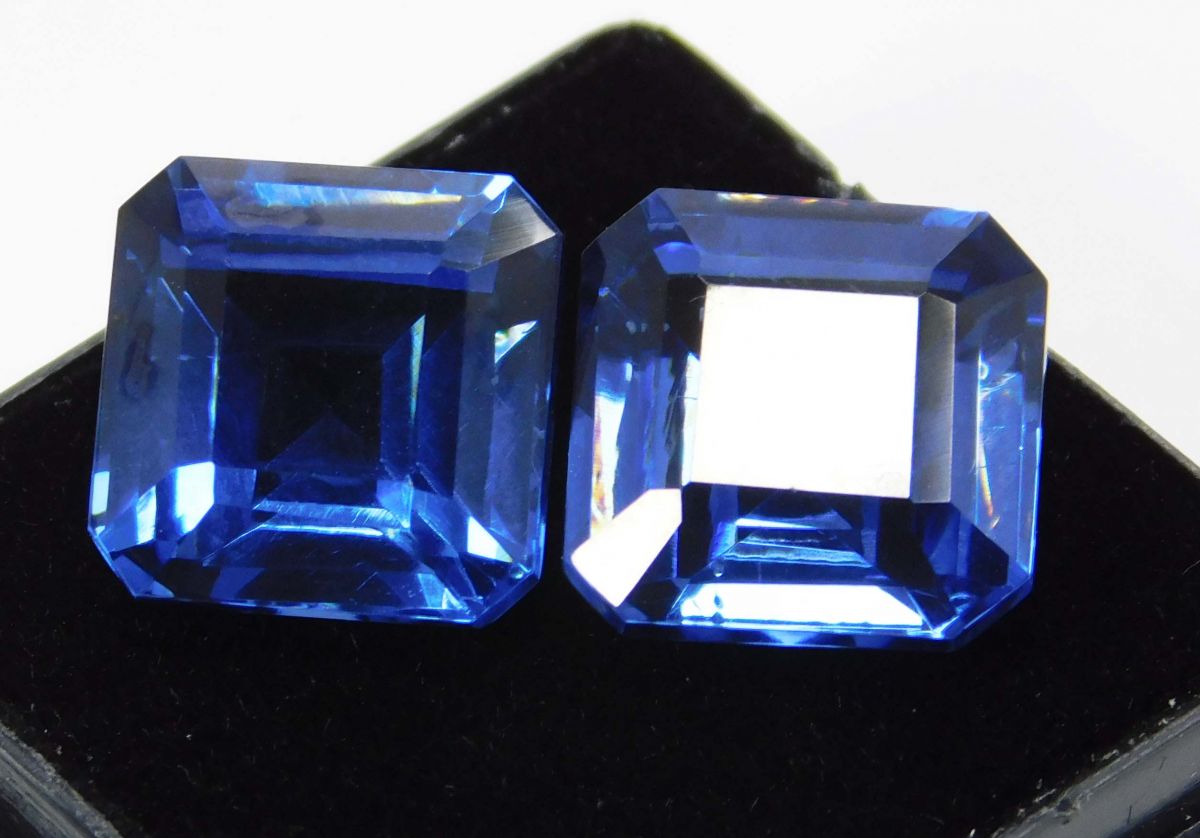 Natural Square Cut 20.50 Ct Perfect Blue Sapphire Loose Gemstone CERTIFIED