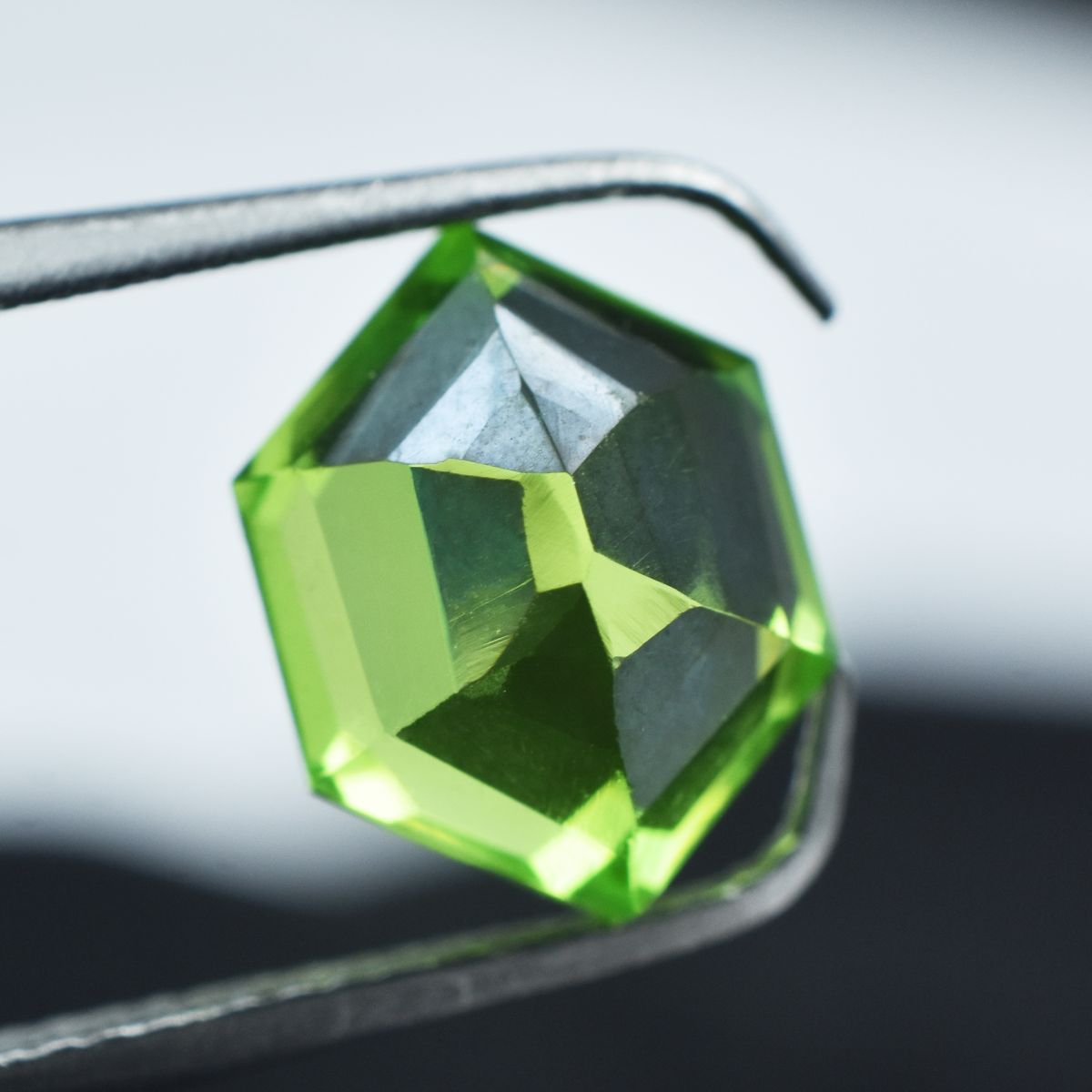 Fancy Cut 4.00 Ct Natural Gorgeous Green Peridot CERTIFIED Best Loose Gemstone