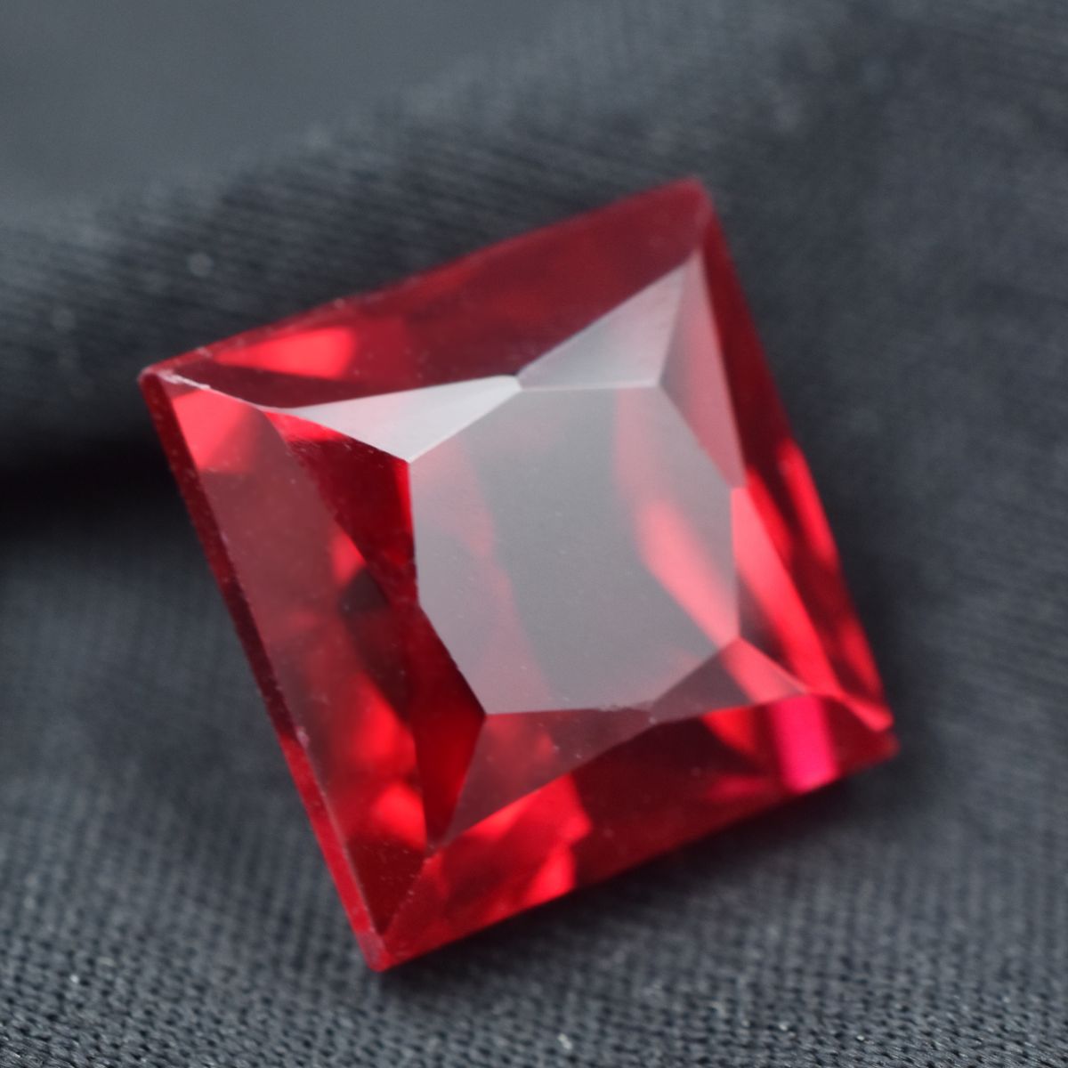 CERTIFIED Square Cut 18.20 Carat Red Ruby Natural Loose Gemstone