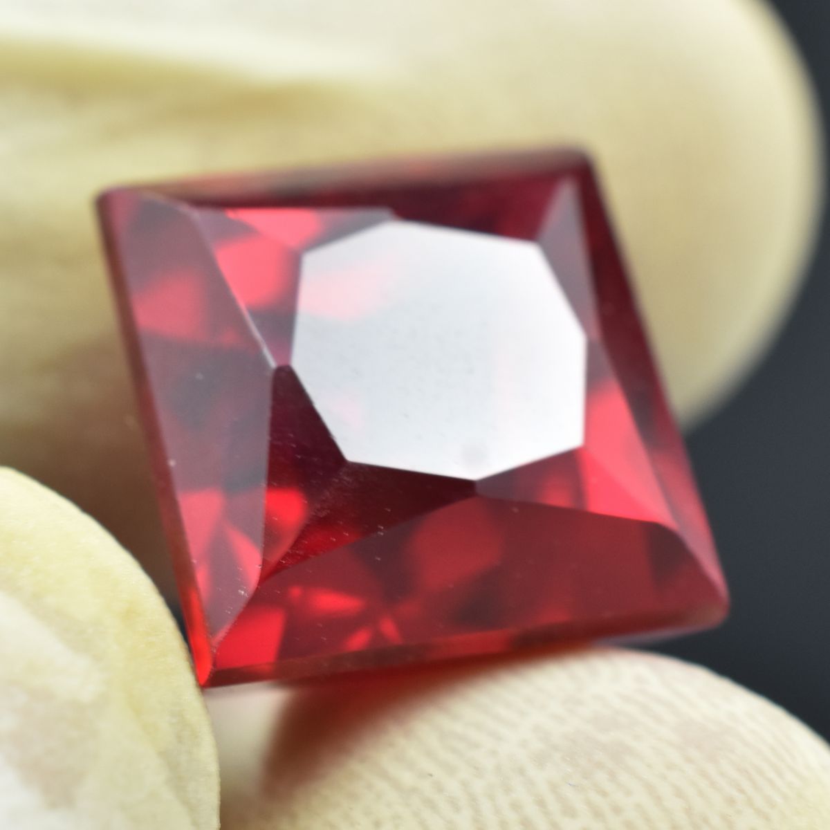 CERTIFIED Square Cut 18.20 Carat Red Ruby Natural Loose Gemstone