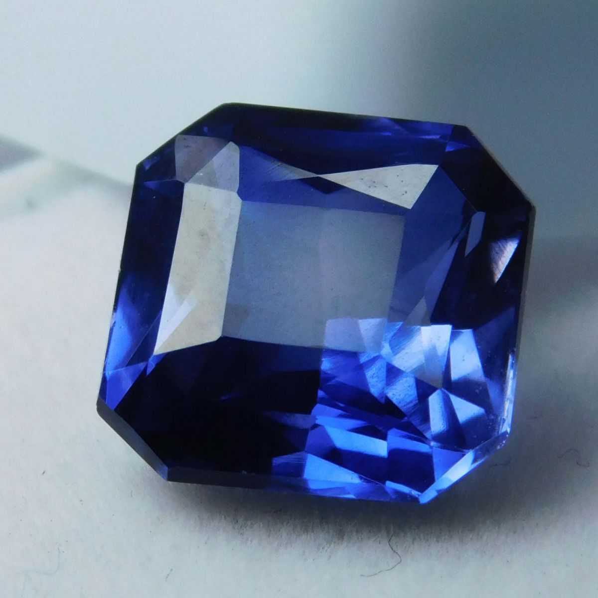 Rare 11.10 Carat Square Shape CERTIFIED Loose Gemstone Natural Sapphire Blue