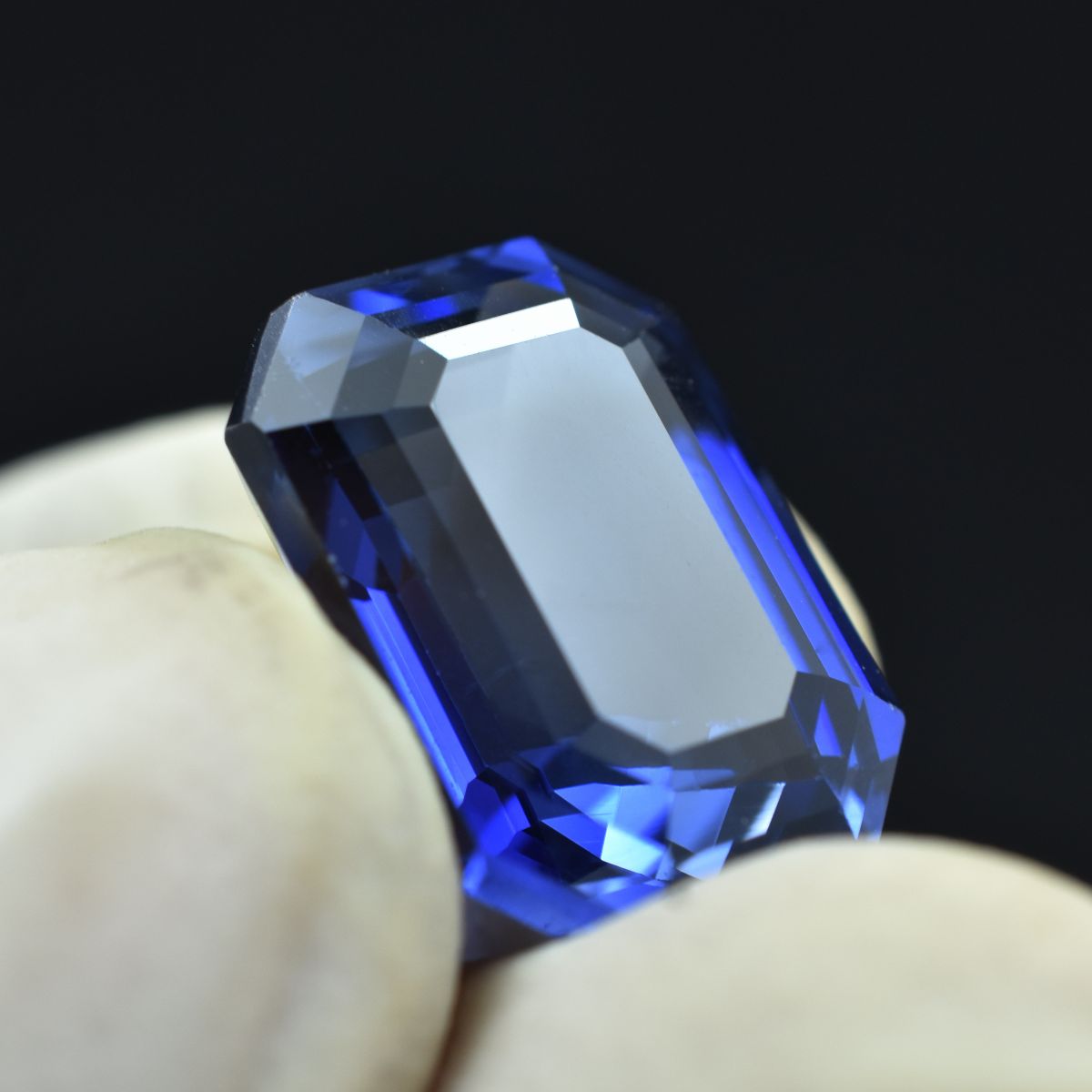 Dark Blue Tanzanite Natural CERTIFIED Loose Gemstone 12.90 Ct Best Emerald Cut.