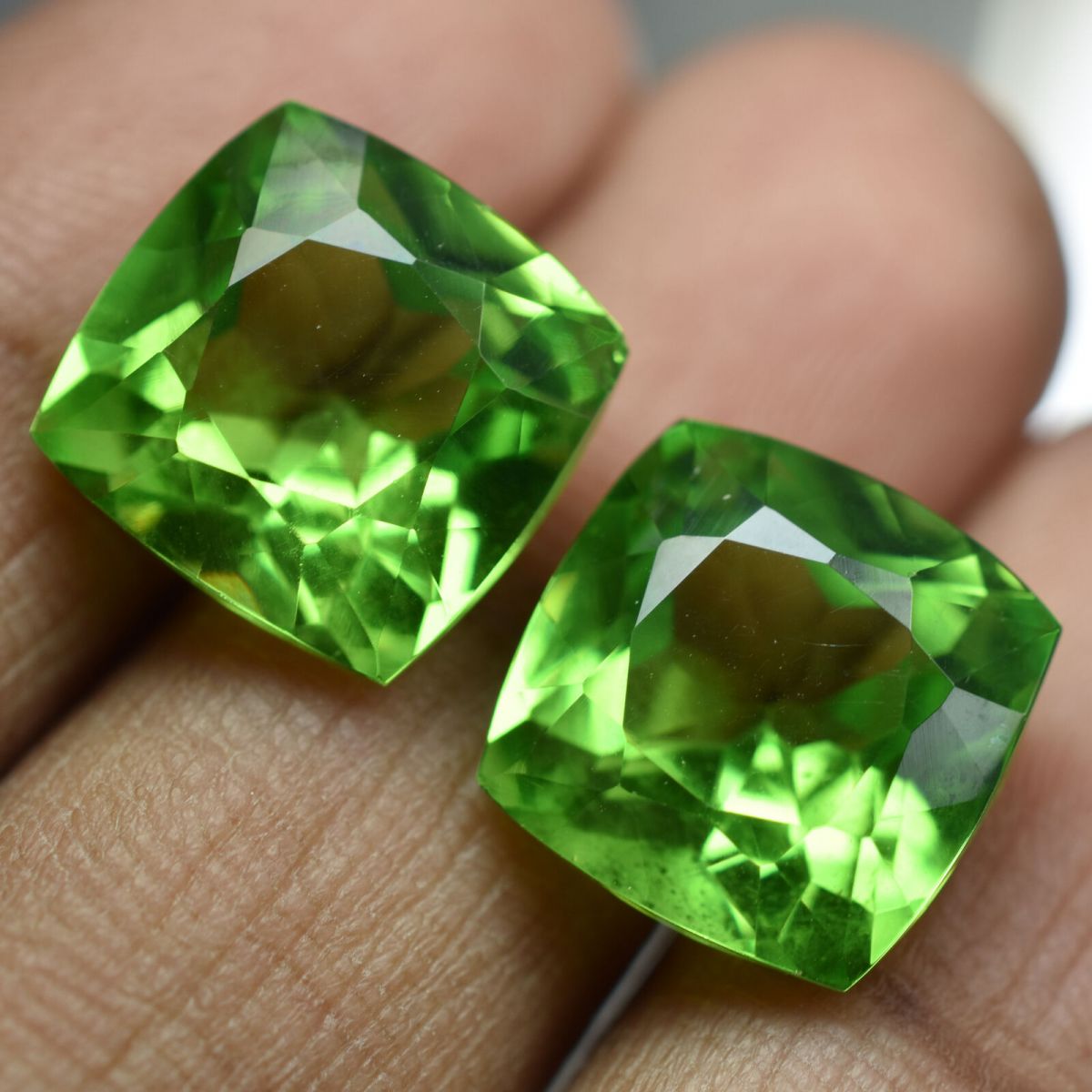 NATURAL Peridot Green Stone 16.00 Ct CERTIFIED Gemstone CUSHION CUT Faceted