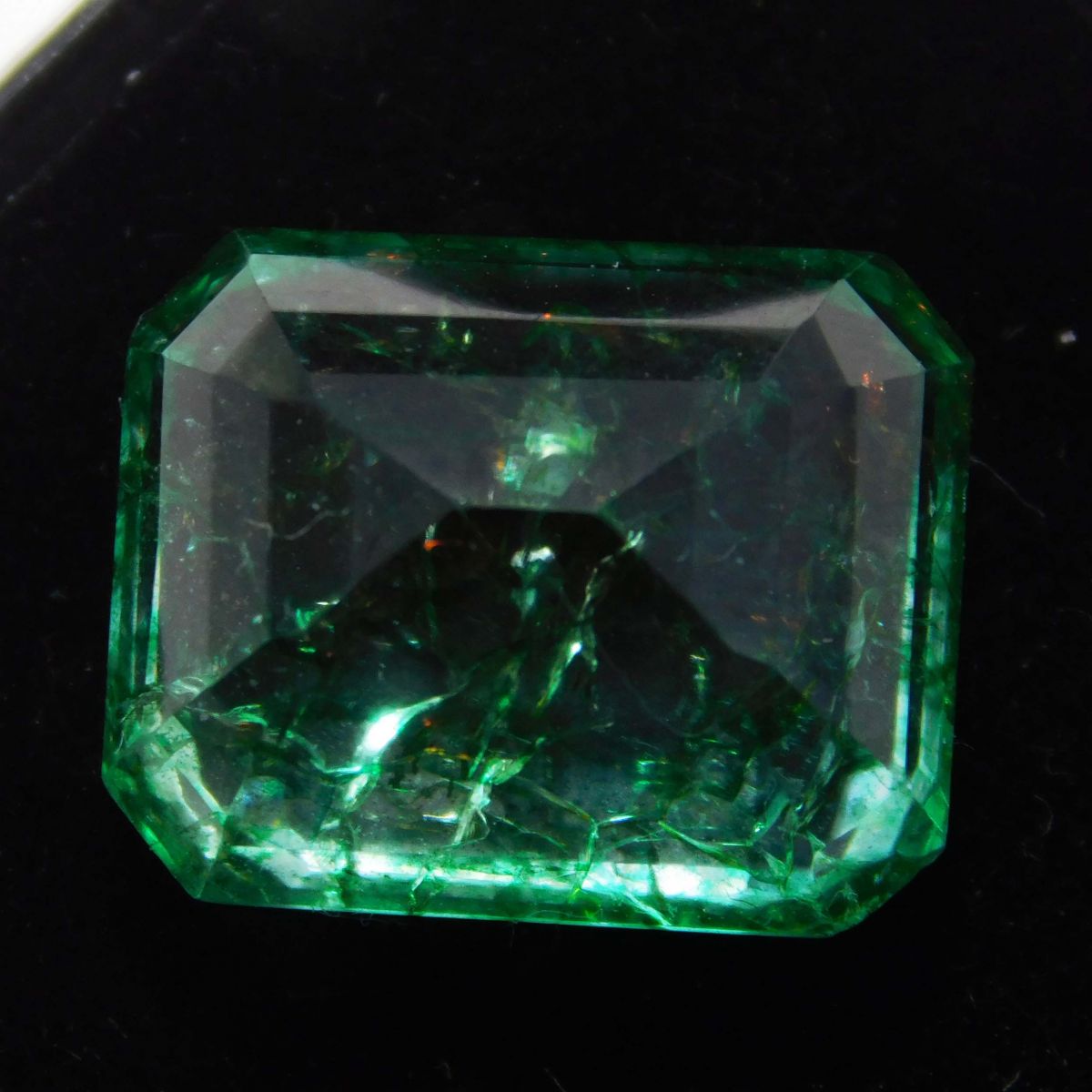 11 Ct Natural Untreated Green Colombian Emerald CERTIFIED Emerald Loose Gemstone