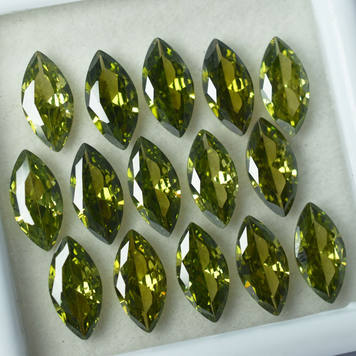 CERTIFIED 12 Pcs Natural Untreated Sapphire Green Marquise Cut Gemstone 7x5 mm