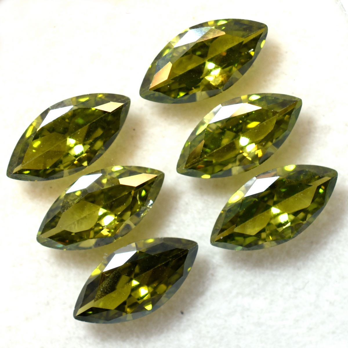 CERTIFIED 12 Pcs Natural Untreated Sapphire Green Marquise Cut Gemstone 7x5 mm