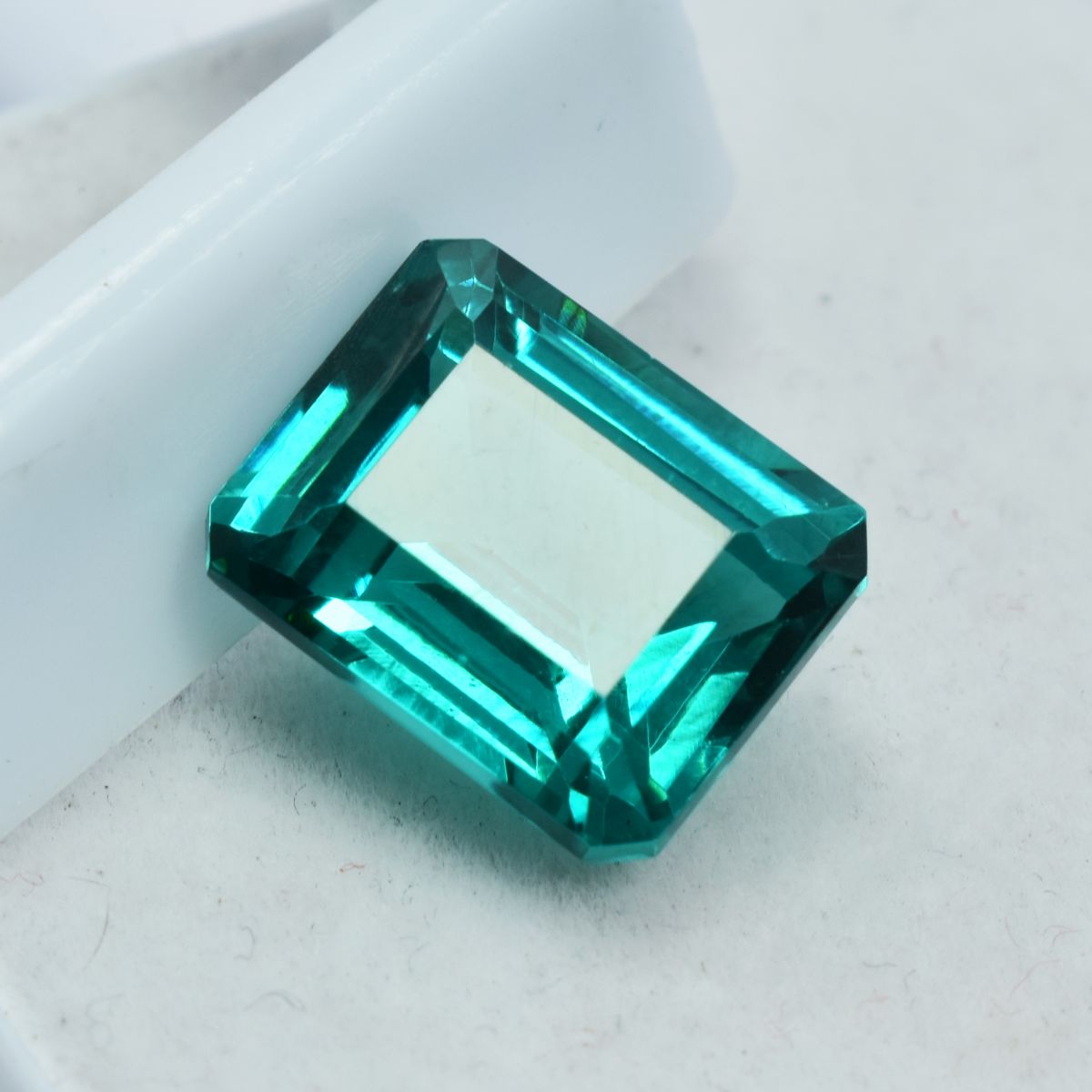 Emerald Cut 9.55 Ct NATURAL Green Tourmaline CERTIFIED Excellent Loose Gemstone.