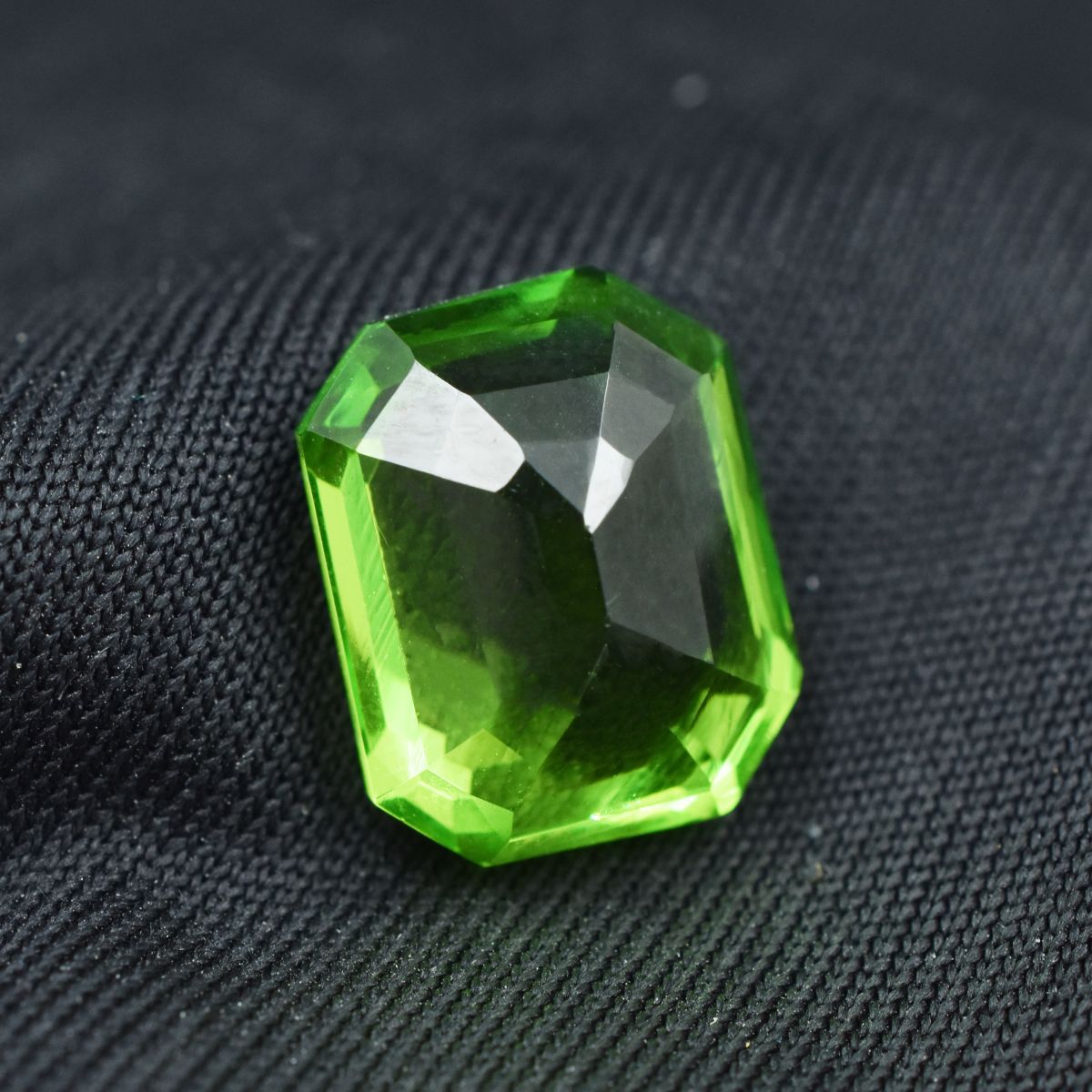 9.60 Ct NATURAL Stunning Green PERIDOT Rare Emerald Cut Loose Gemstone CERTIFIED