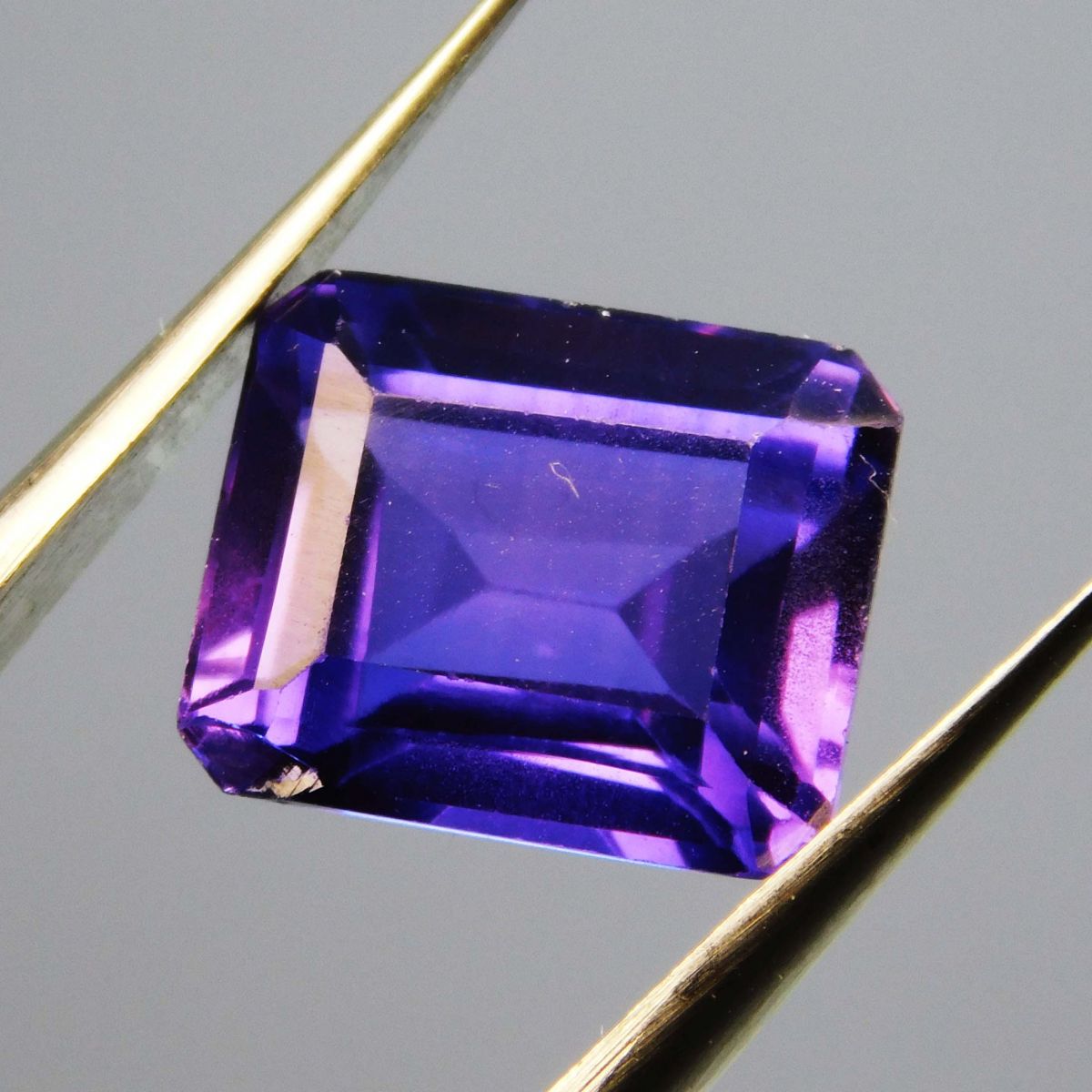 Purple Emerald Cut CERTIFIED 7 Carat Natural Tanzanite Loose Gemstone