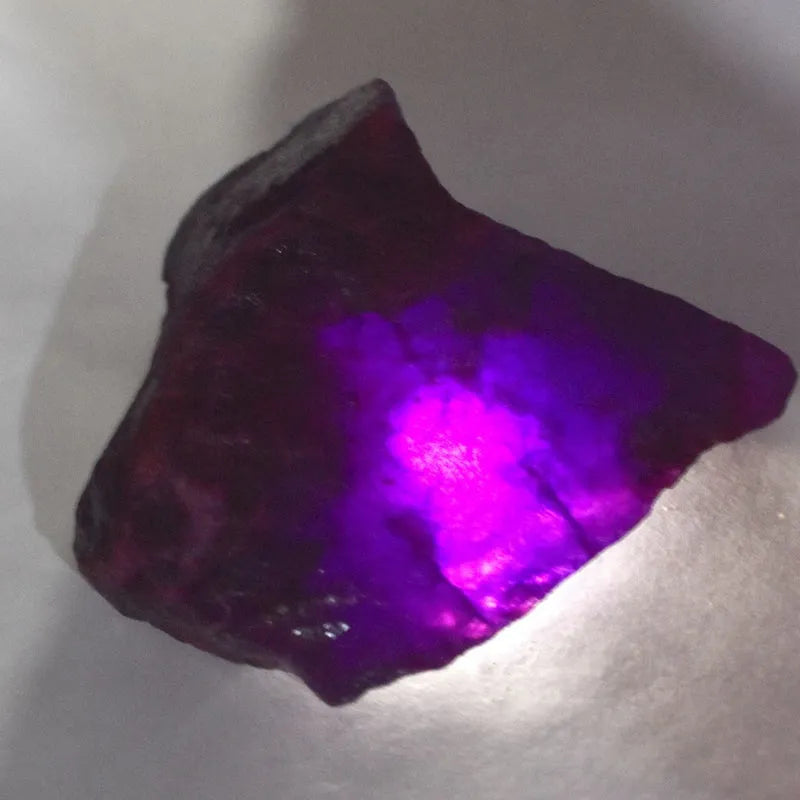 purple sapphire uncut raw 800 carat raw sapphire