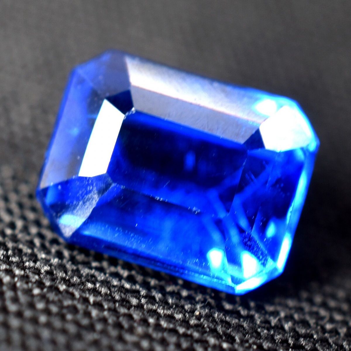 2.10 Ct NATURAL Tanzanite Blue Color Gemstone Emerald Shape CERTIFIED