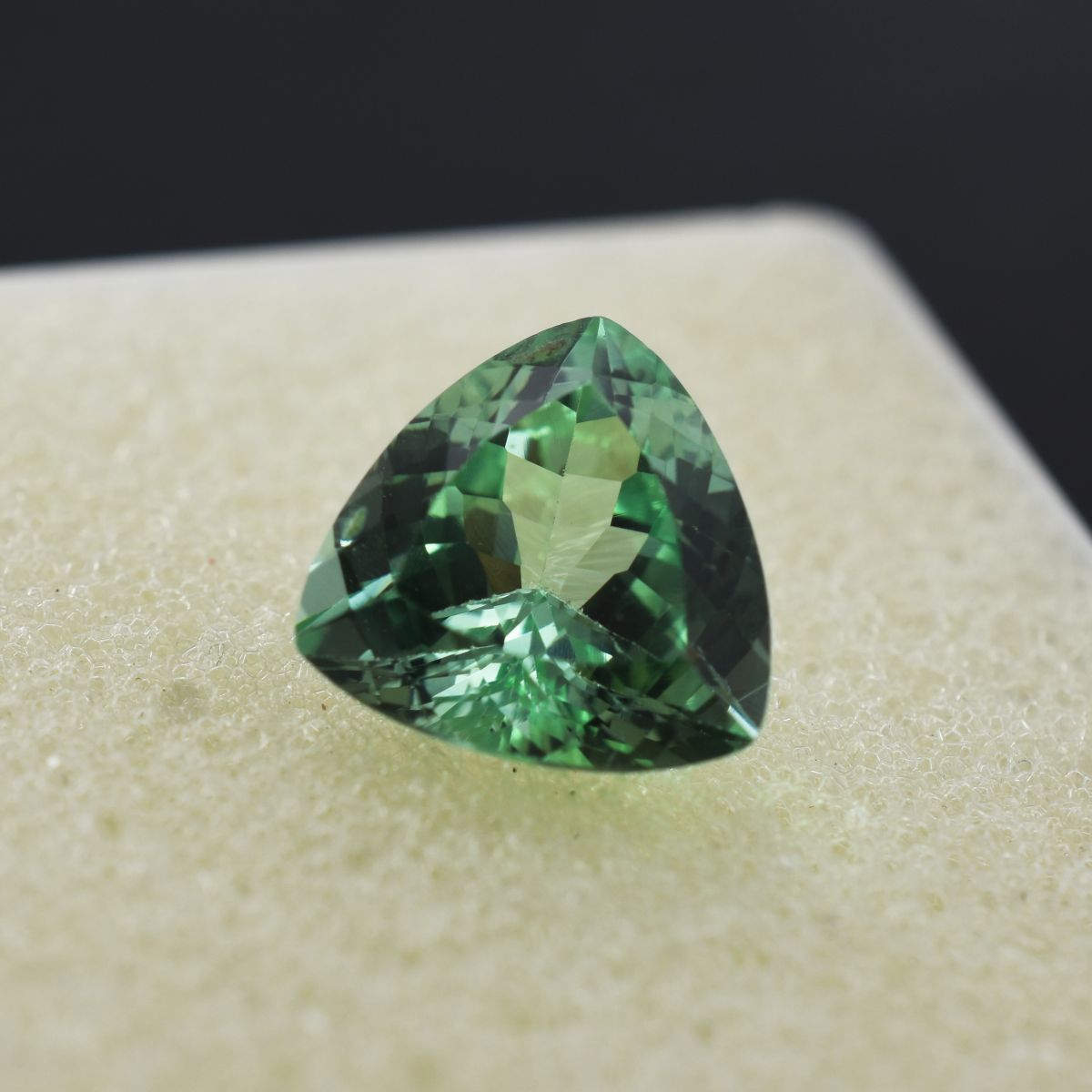 4.25 Ct NATURAL Grandidierite Bluish Green CERTIFIED Gemstone Trillion Shape