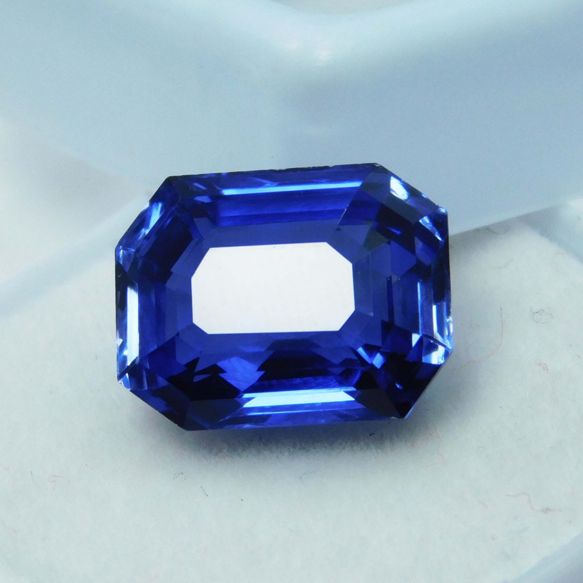 9.00 Ct CERTIFIED Natural Ceylon Sapphire Blue Emerald Cut Loose Gemstone