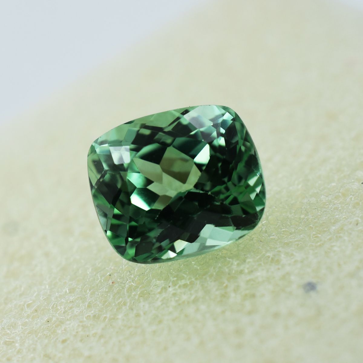 Natural 9.50 Ct Bluish Green SAPPHIRE Cushion Cut Loose Gemstone CERTIFIED