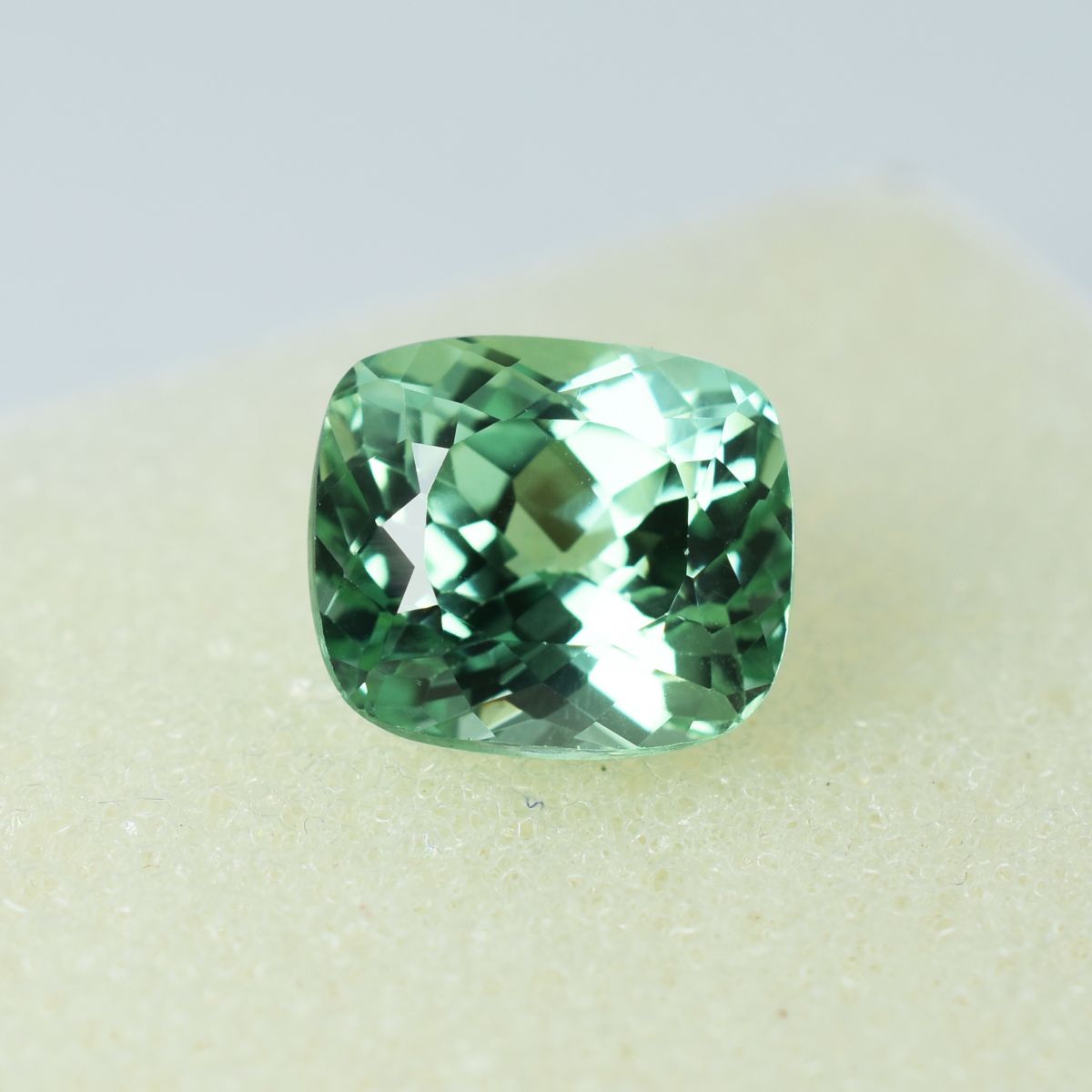 Natural 9.50 Ct Bluish Green SAPPHIRE Cushion Cut Loose Gemstone CERTIFIED